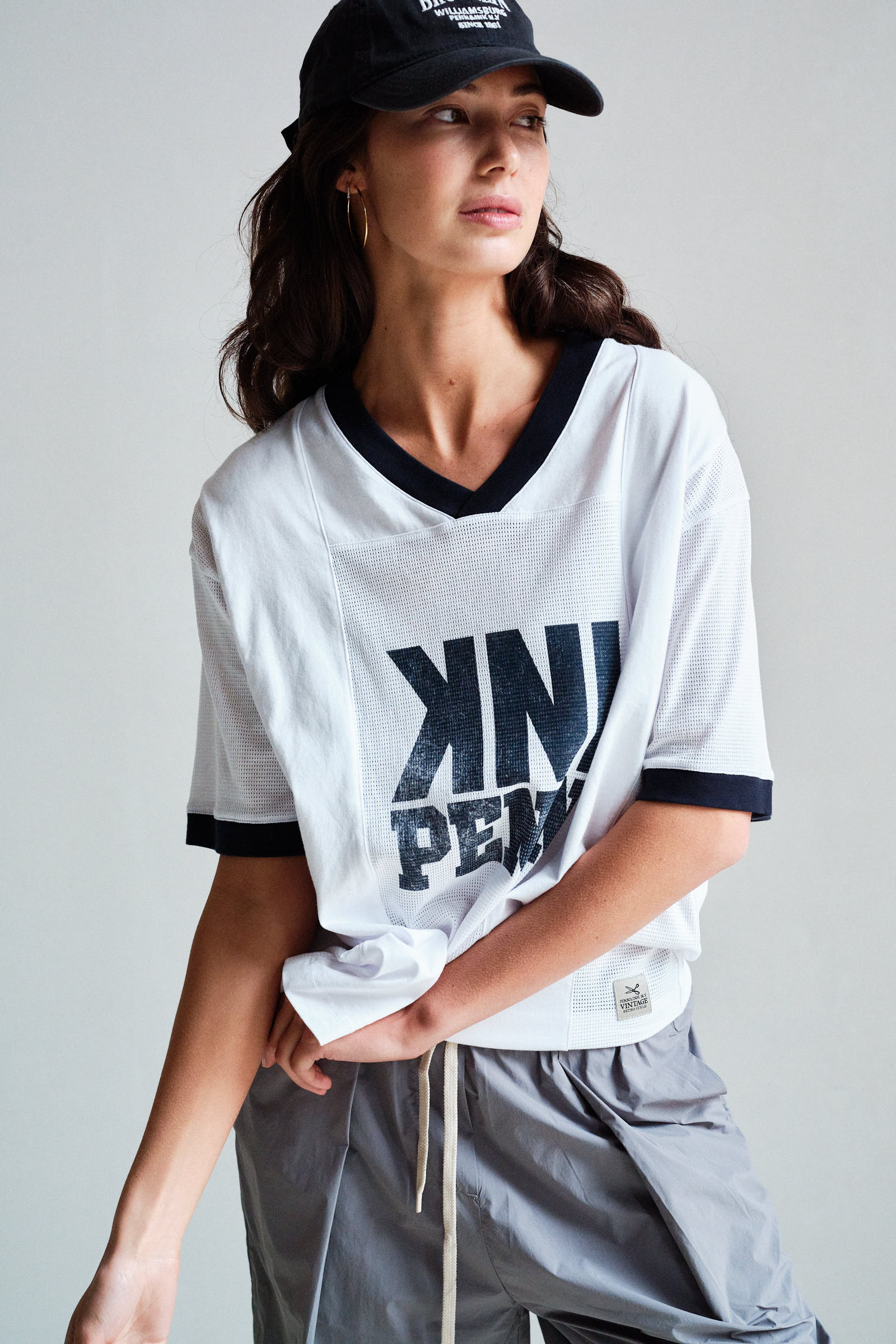 Top (S26F1885LTD) White - Navy | Penn&Ink