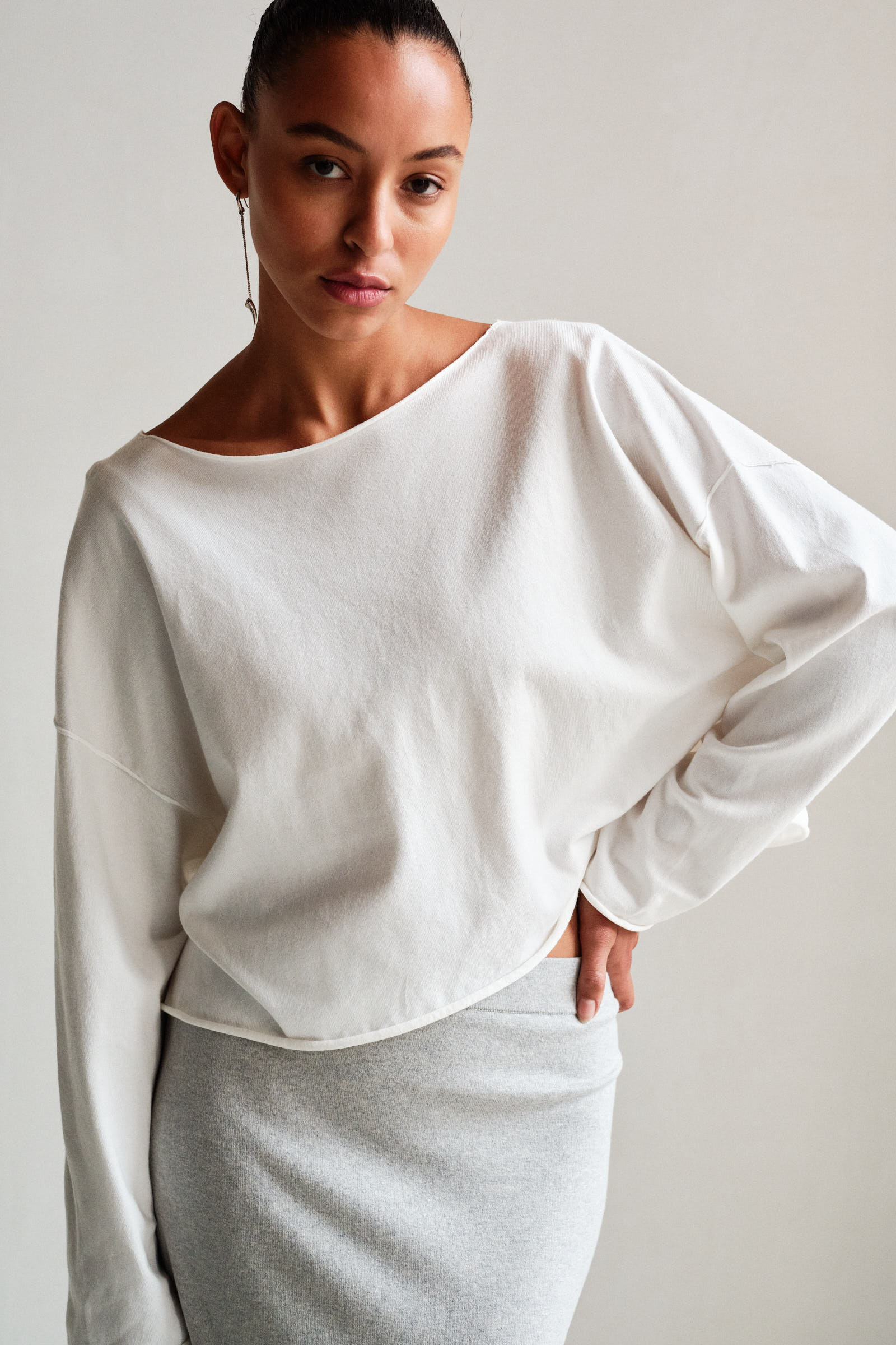 JUMPER (S26B413LTD) WHITE