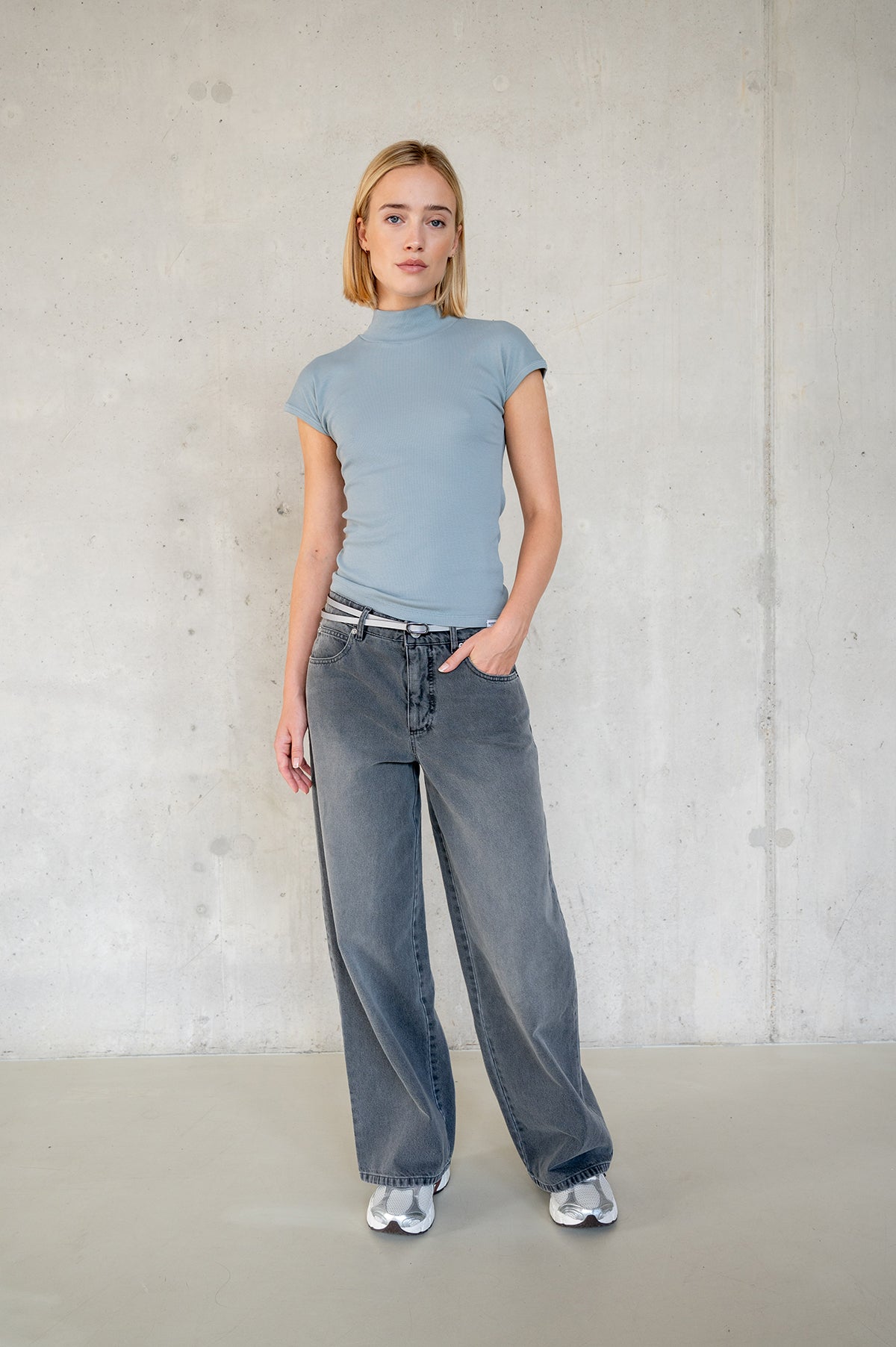 TROUSERS UNI (W25Z816LTD-A) GREY JEANS