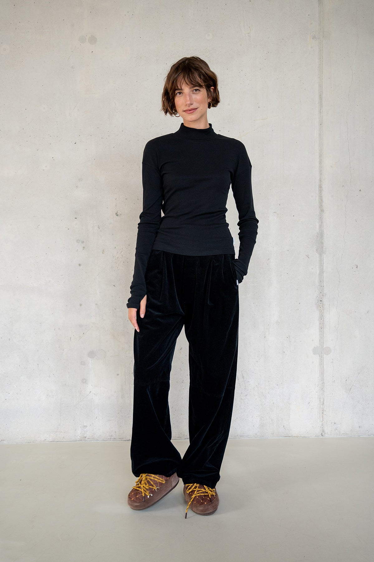 LONGSLEEVE (W25T1217LTD) BLACK