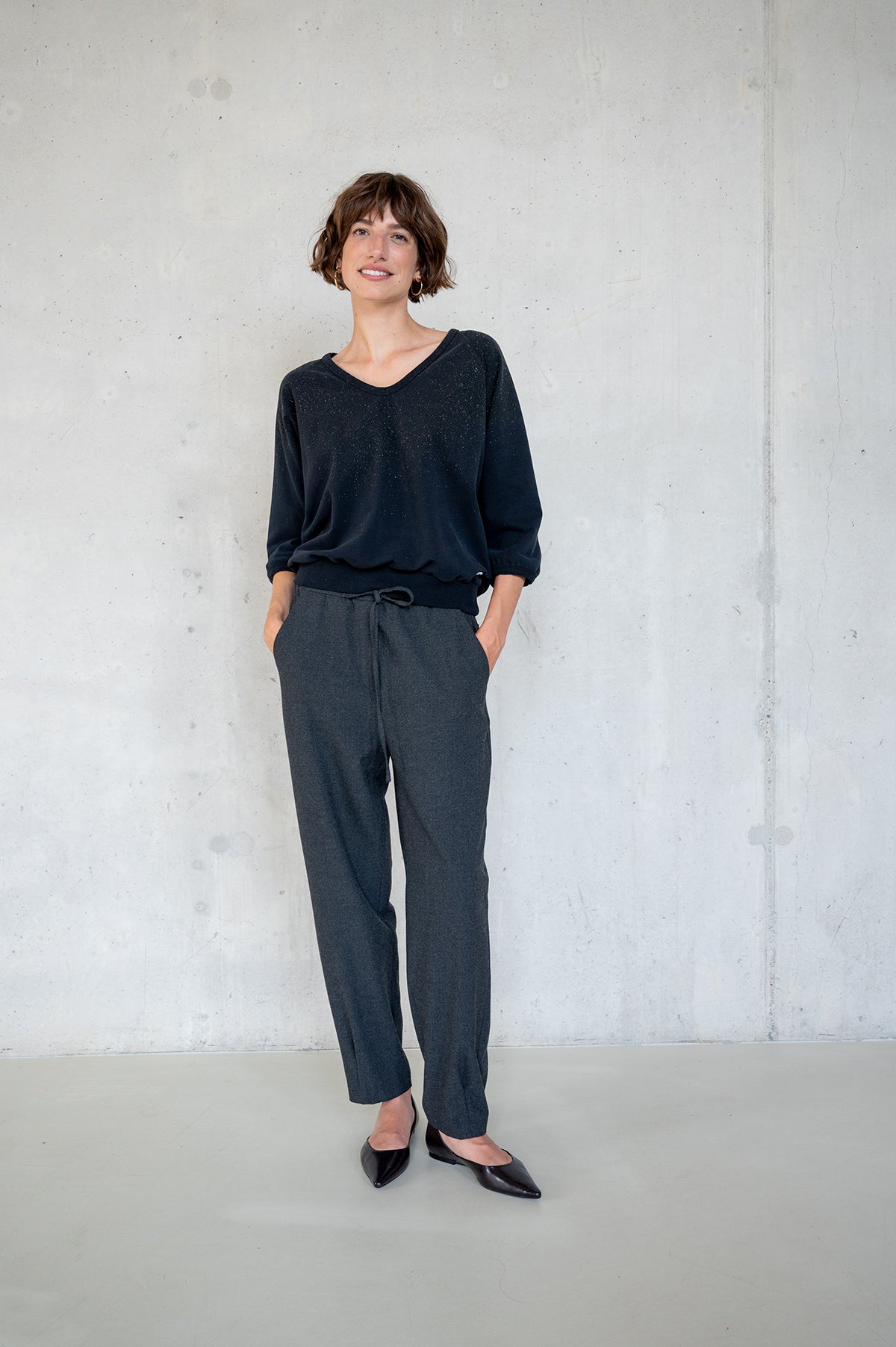 SWEATER GLITTER (W25F1754LTD) BLACK