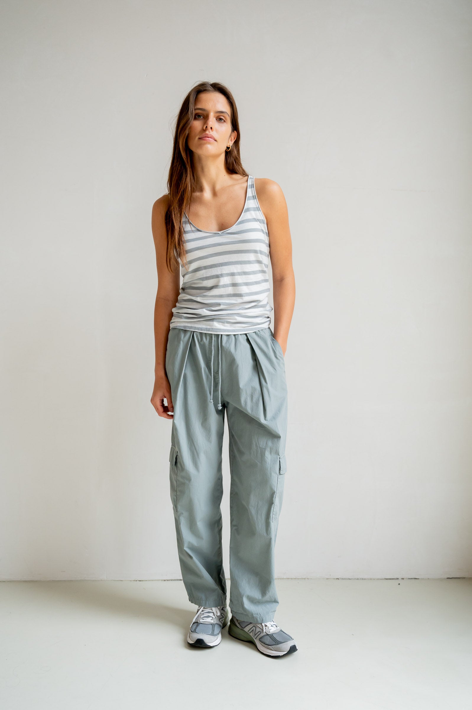 SINGLET STRIPE (S26F1802) CHALK - MONUMENT