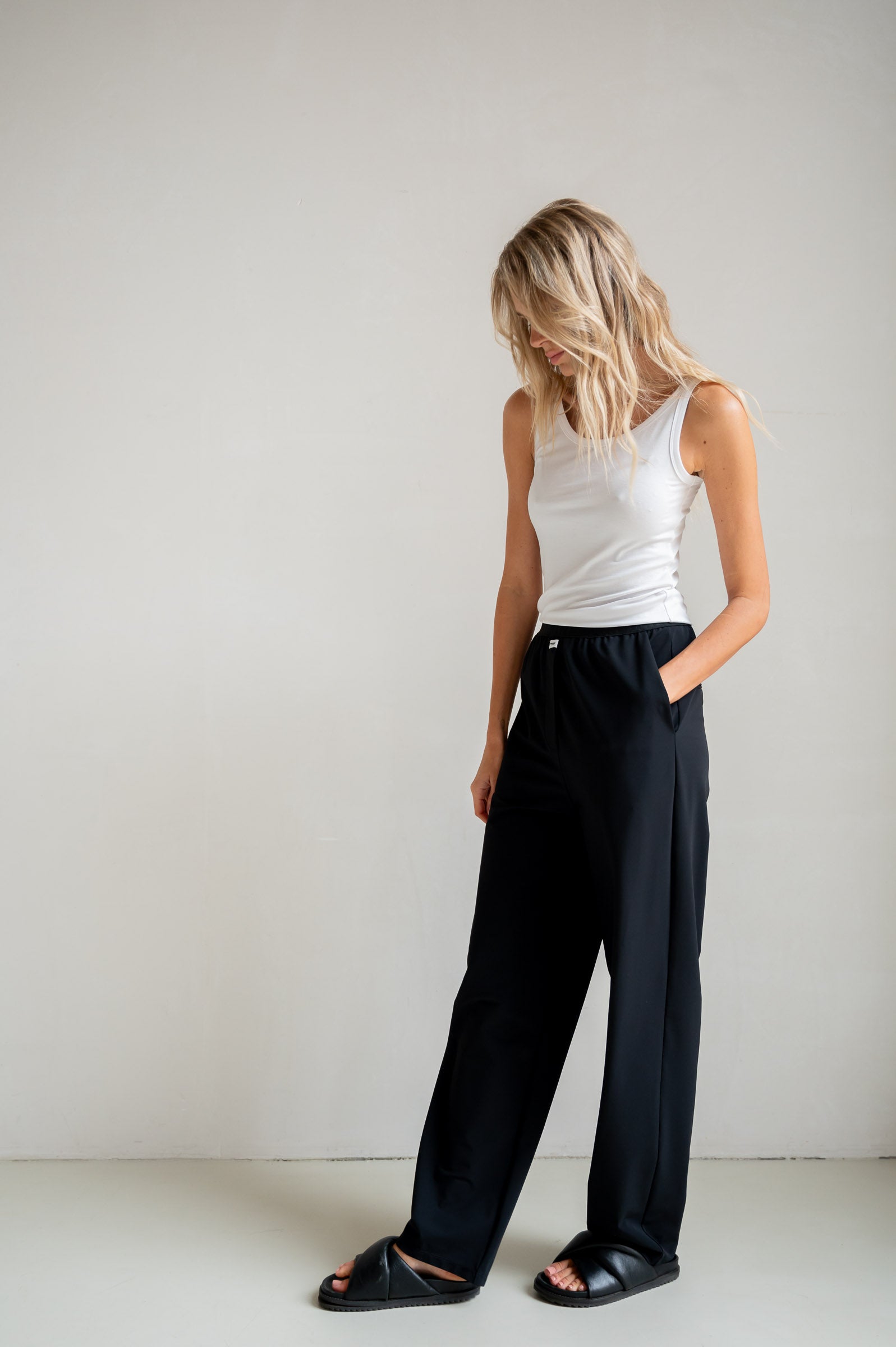 TROUSERS (S26N1693) BLACK