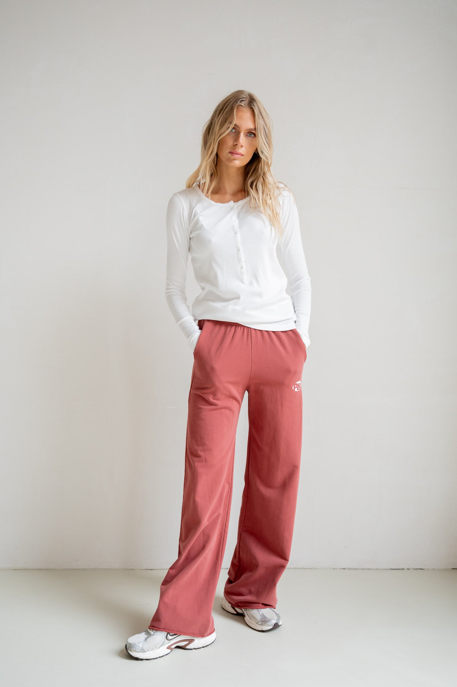 LONGSLEEVE (S26T1233) WHITE