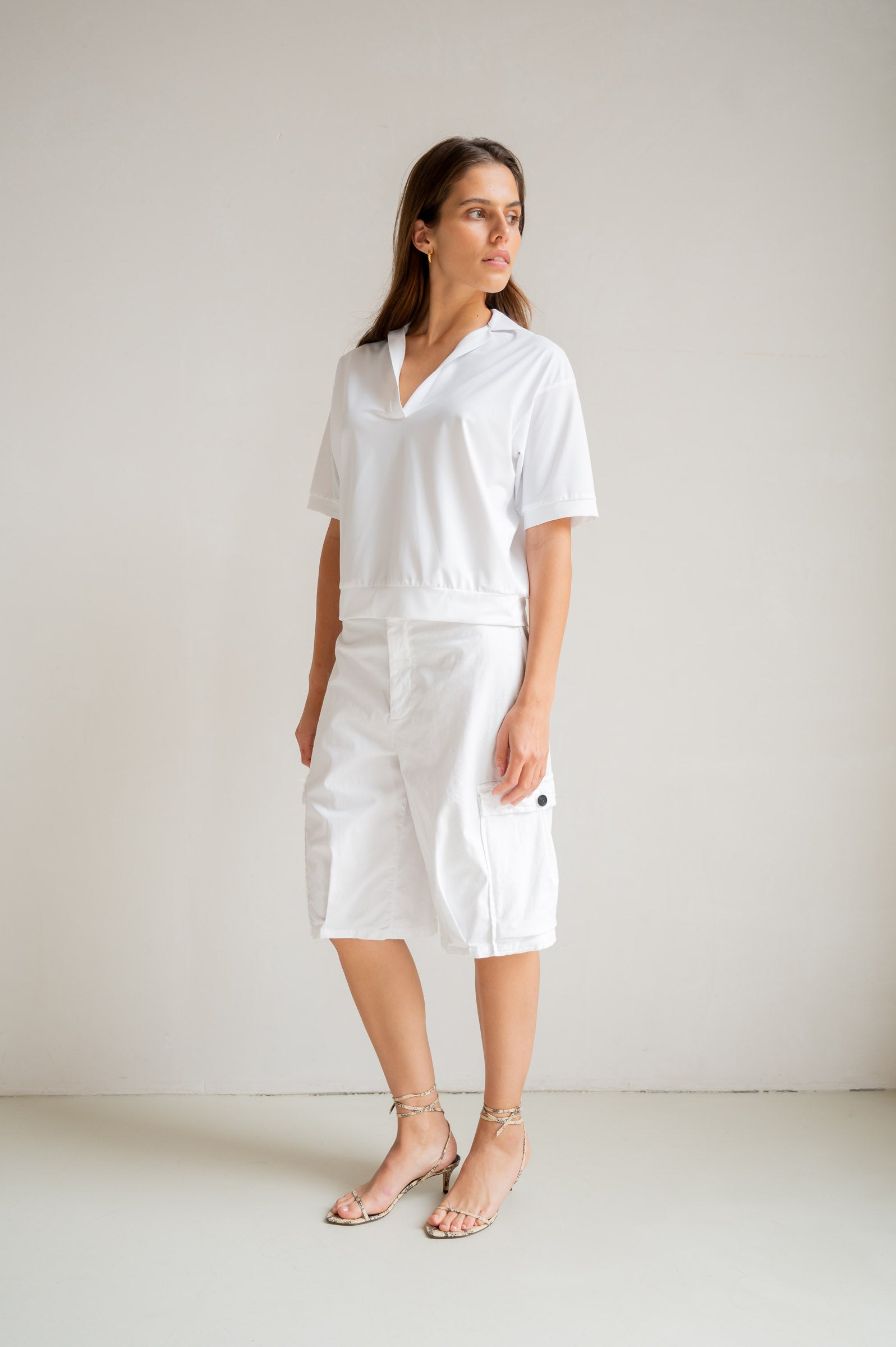 SHORTS (S26Z857) WHITE