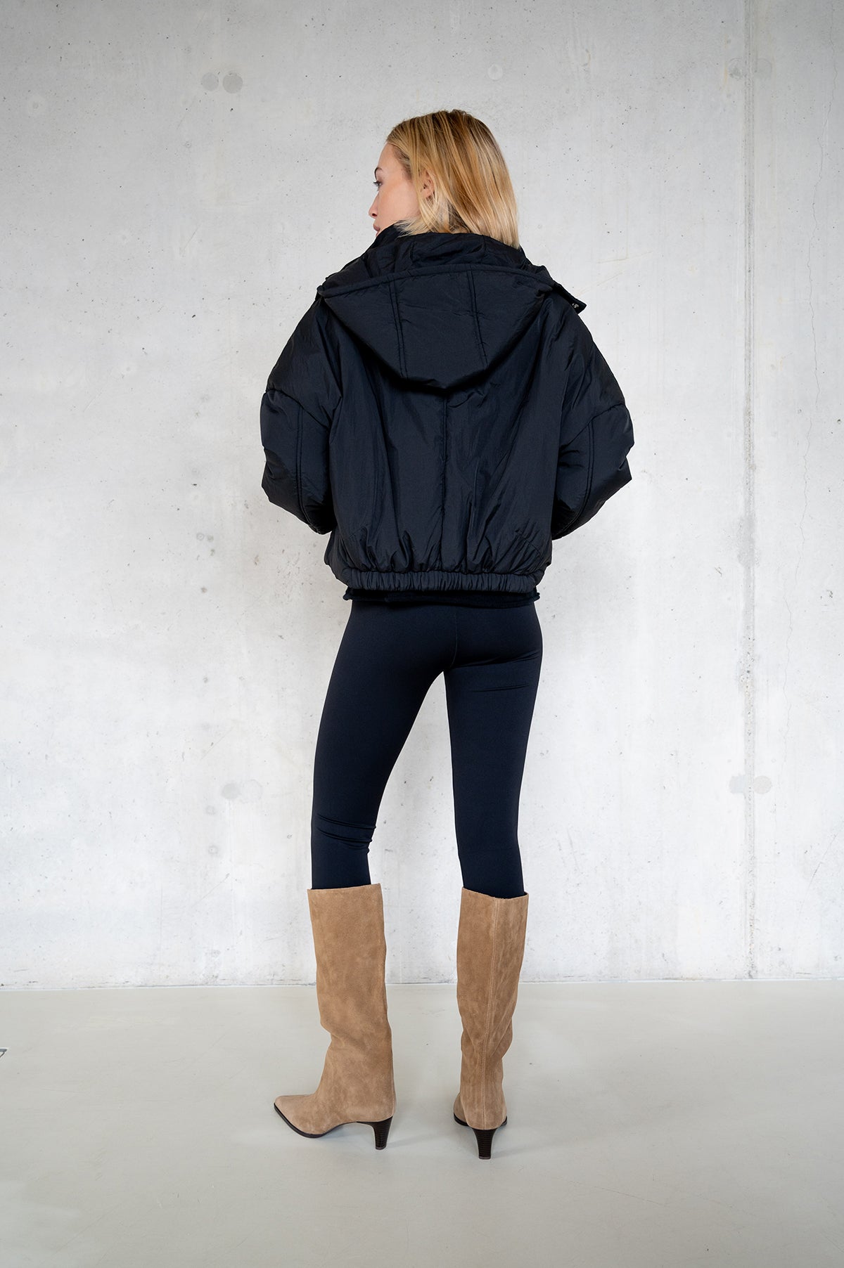 COAT (W25C320LTD) BLACK