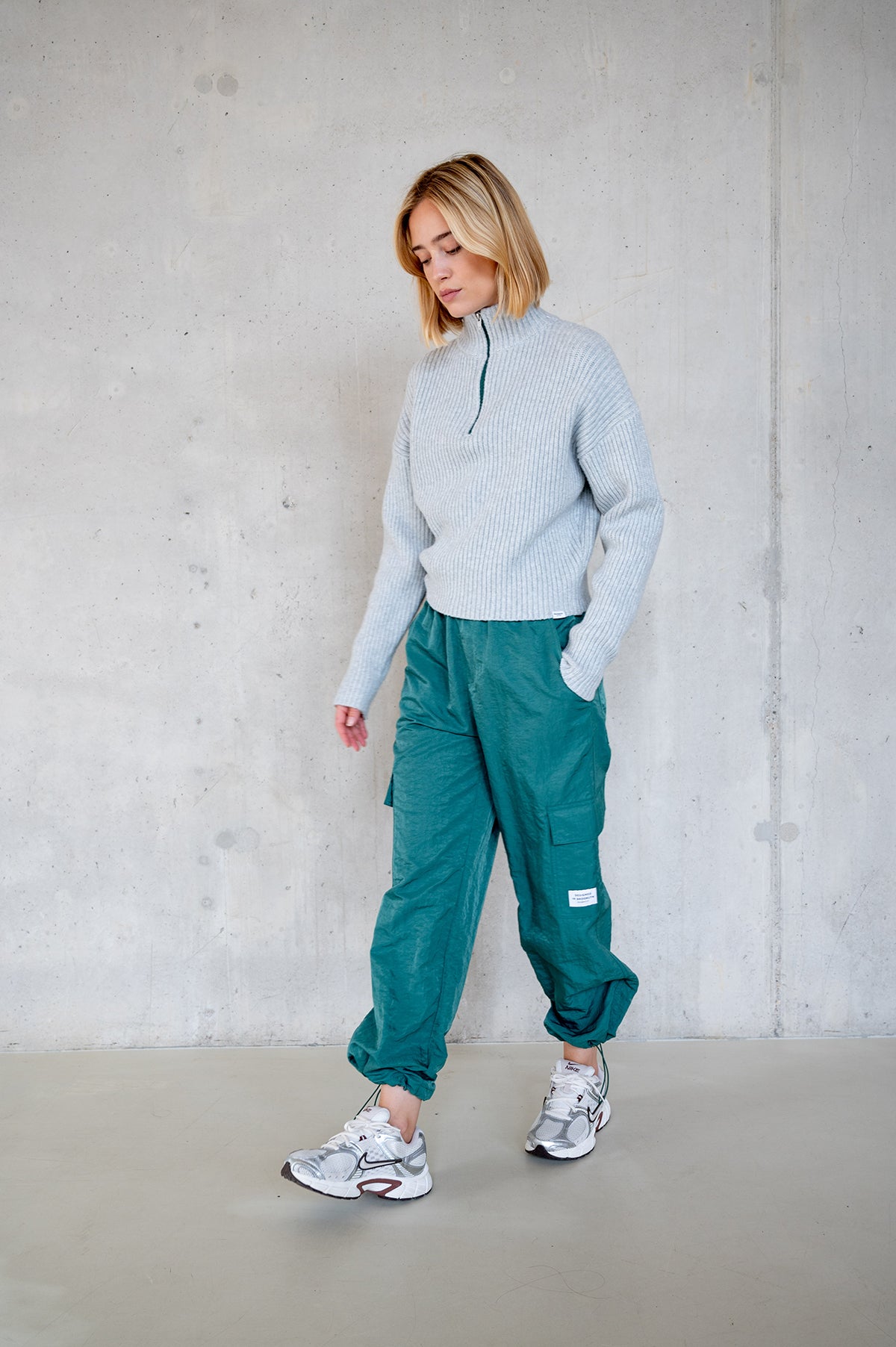 TROUSERS (W25C327LTD) GREEN