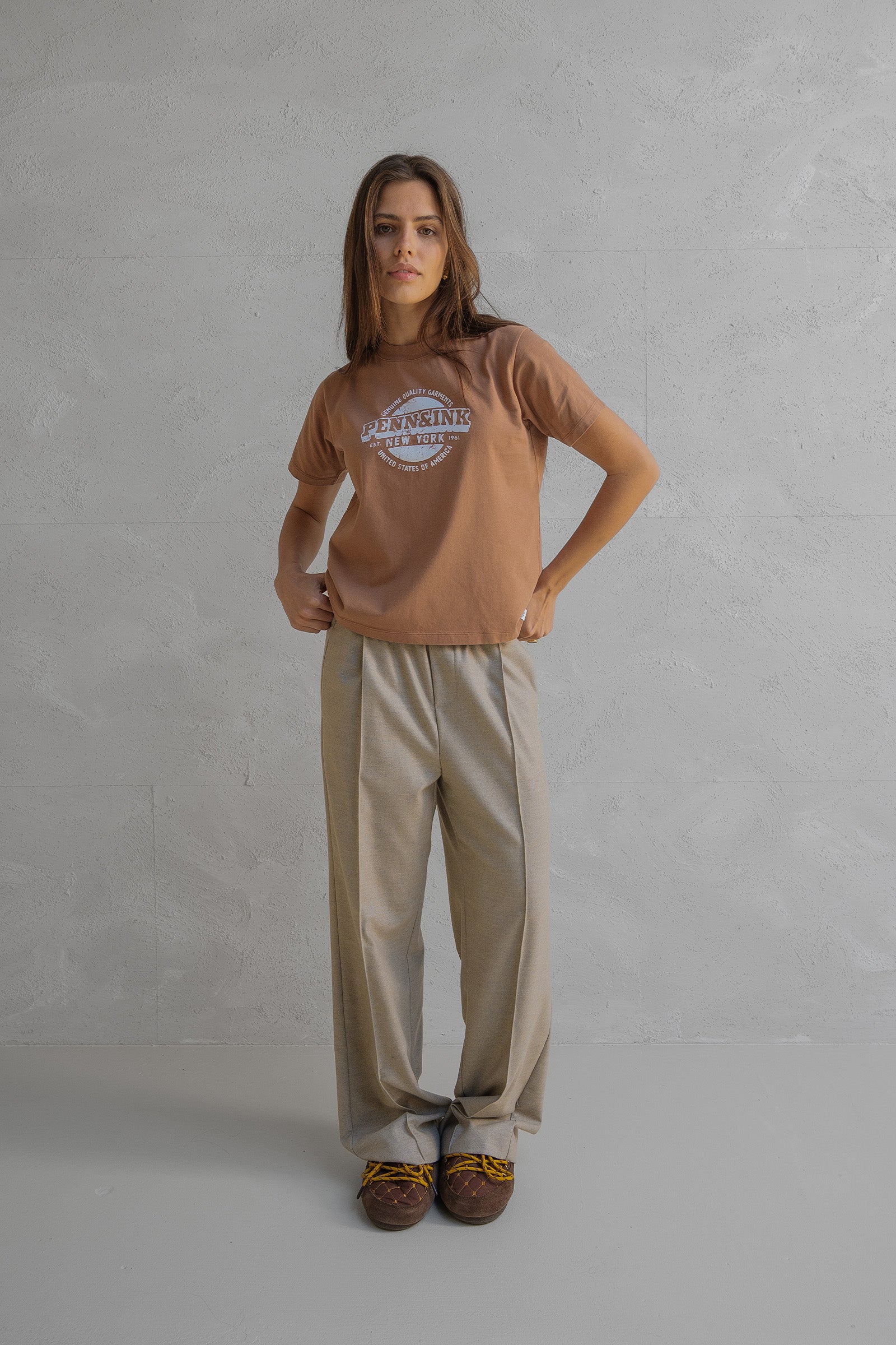 T-SHIRT PRINT (W25F1730) CAMEL - WHITE