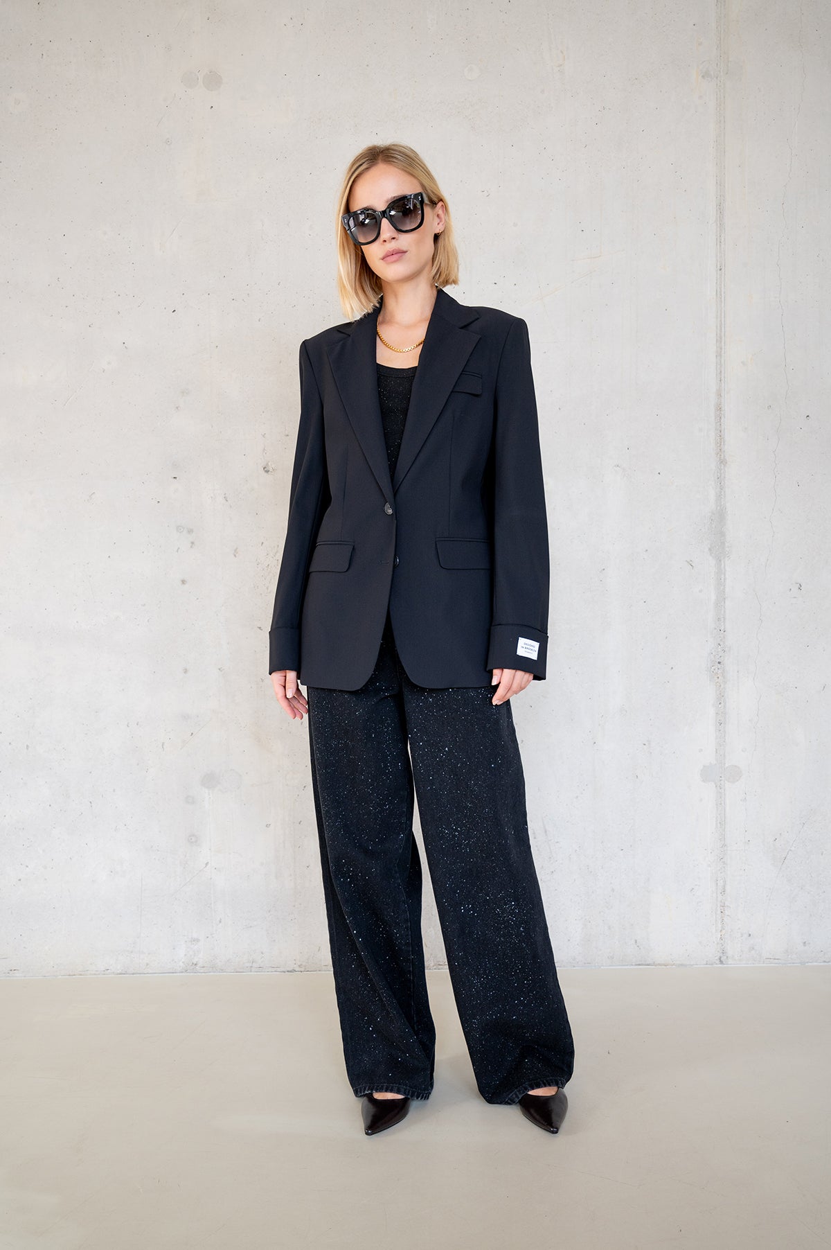 BLAZER (W25N1662LTD) BLACK