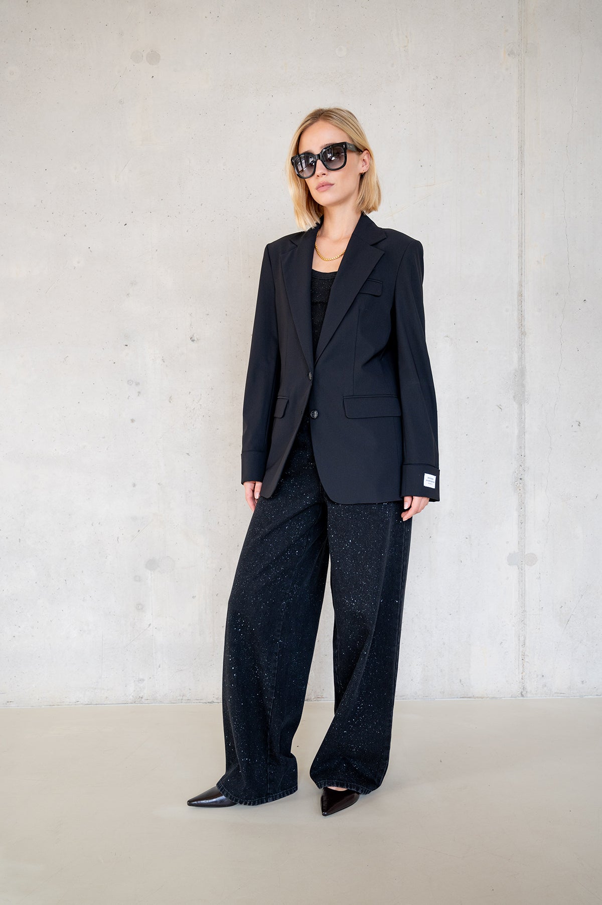 BLAZER (W25N1662LTD) BLACK