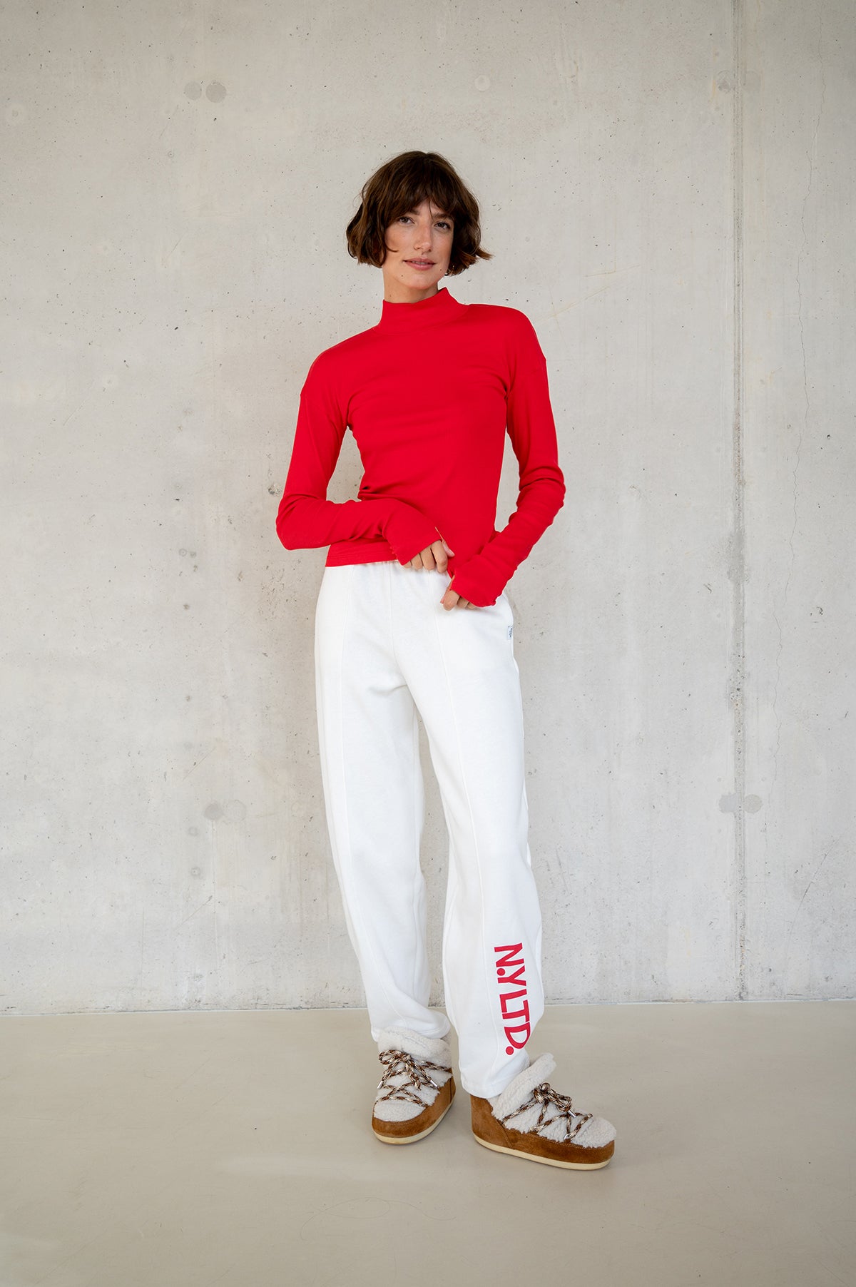 LONGSLEEVE (W25T1217LTD) RED