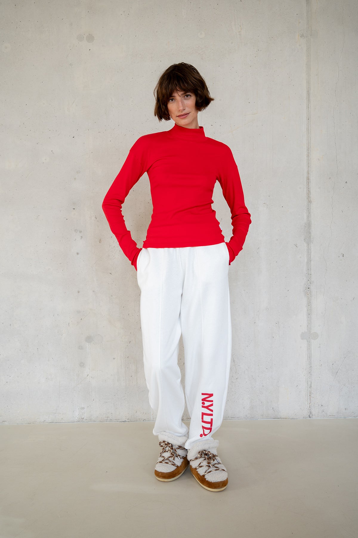 LONGSLEEVE (W25T1217LTD) RED