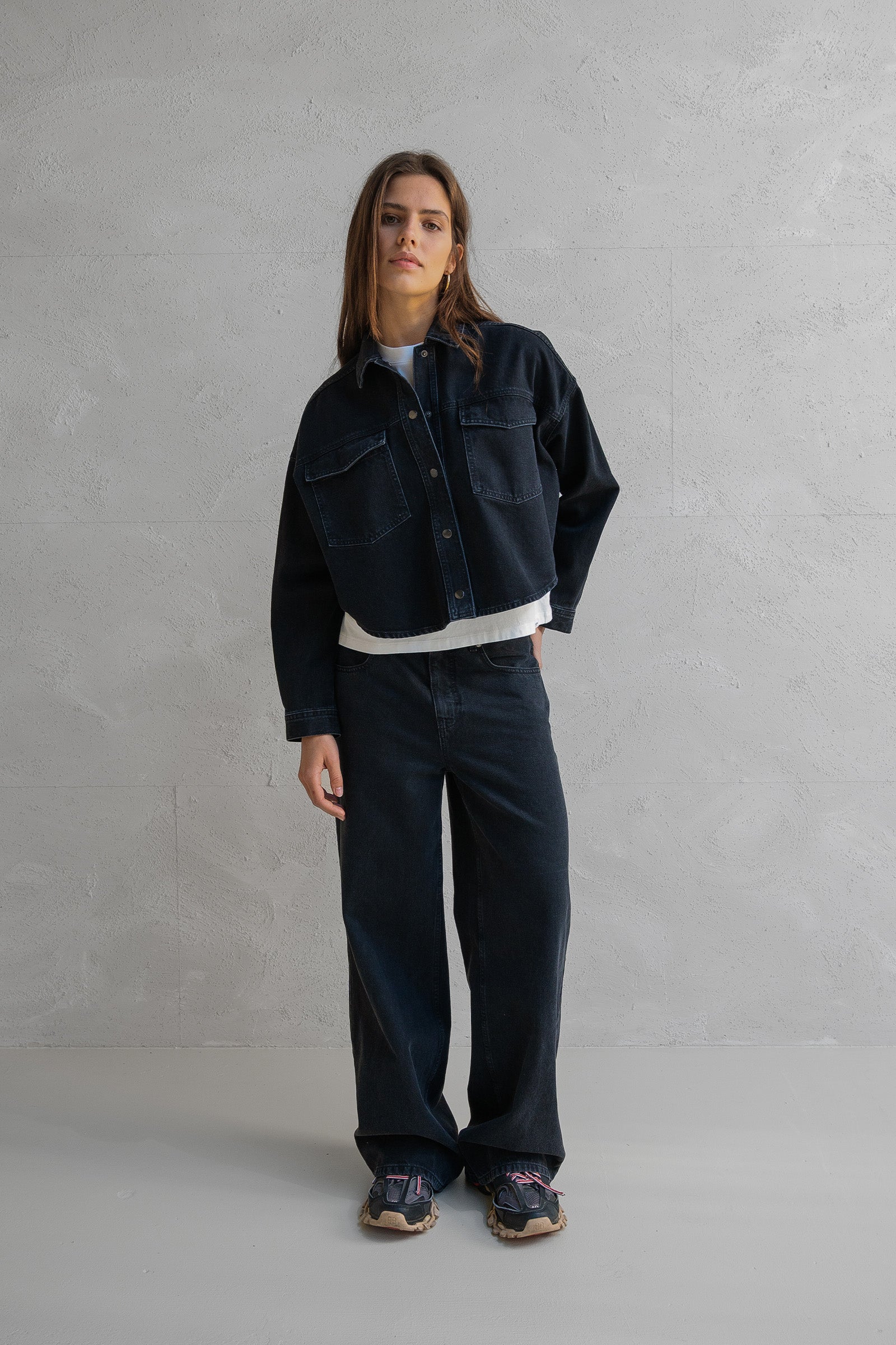 TROUSERS (W25Z780) BLACK JEANS