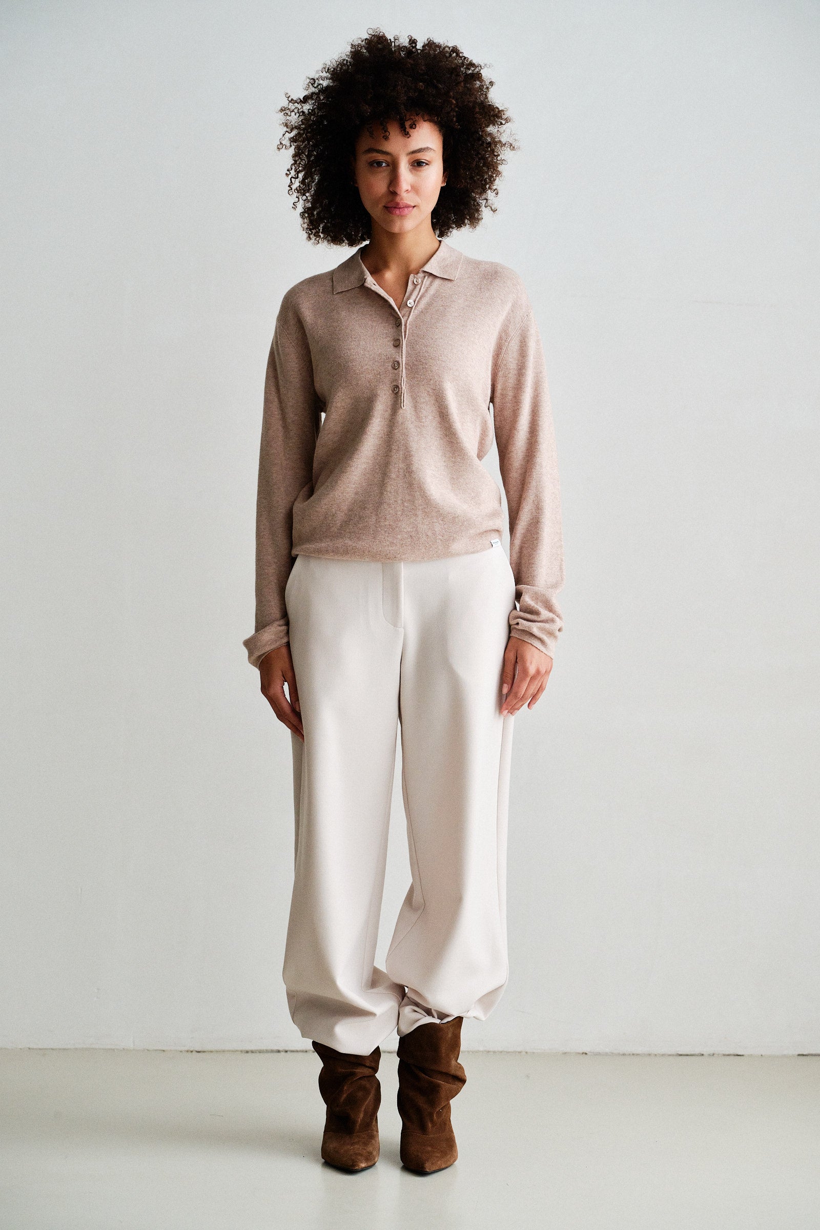 JUMPER (W26B439) BEIGE