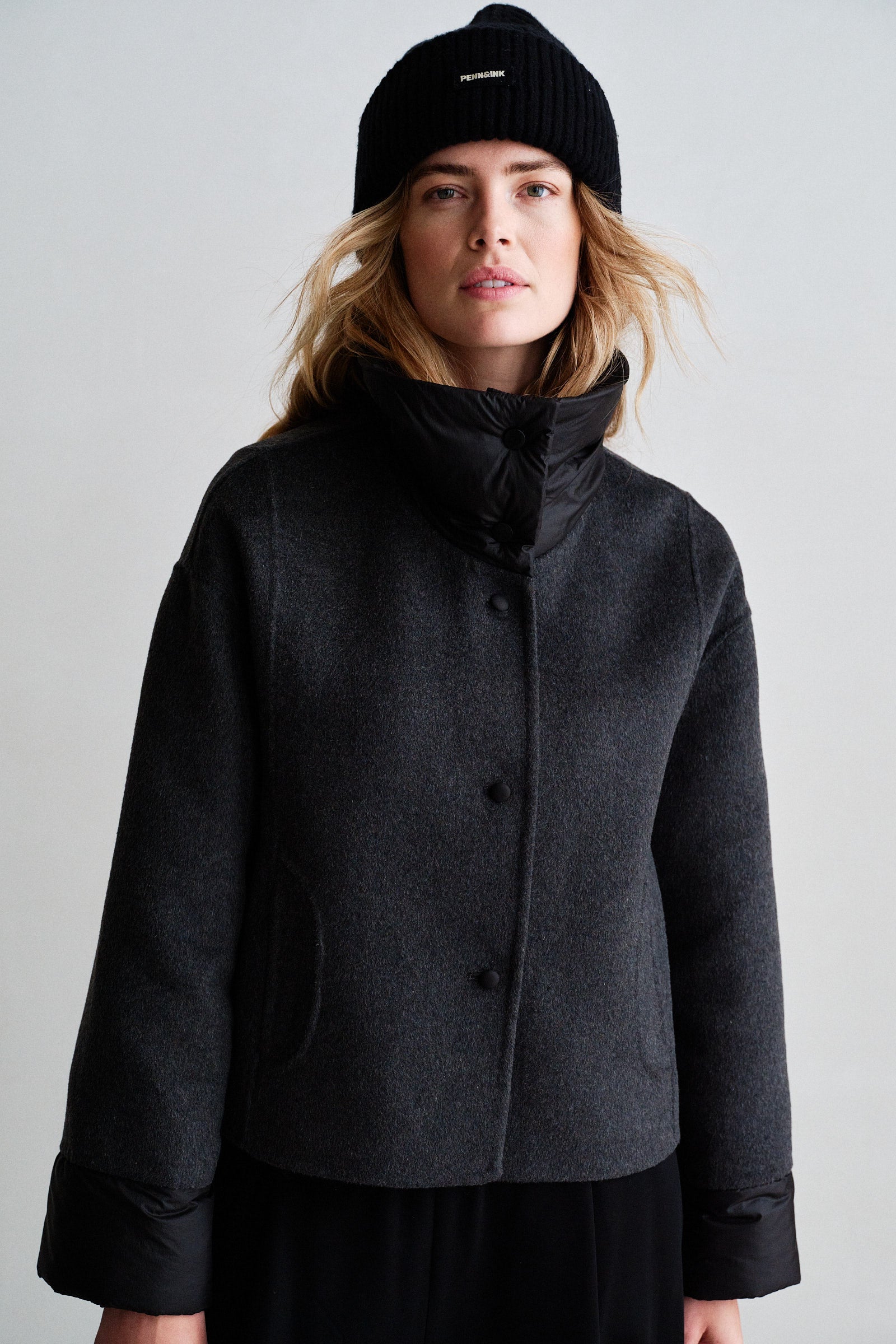 COAT (W26C393) BLACK