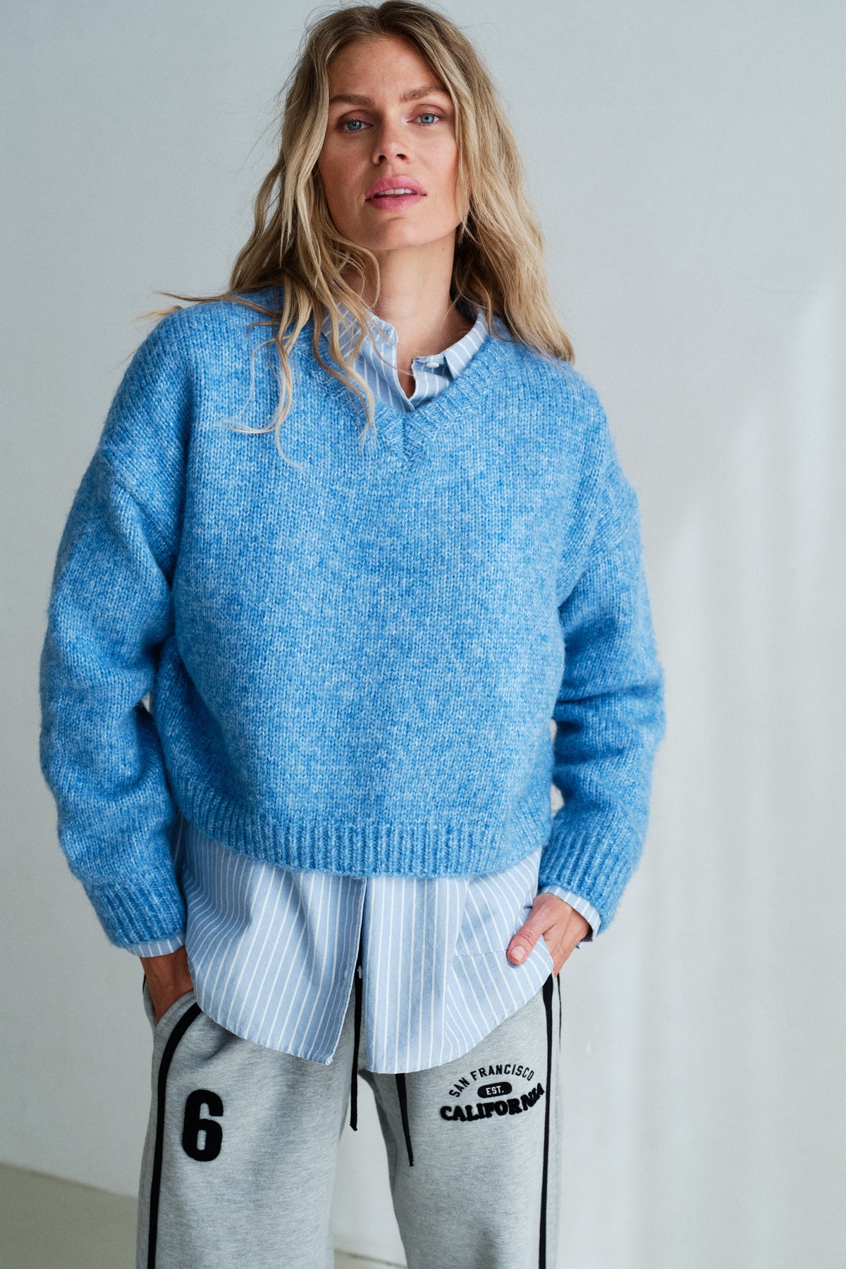JUMPER (W26C431LTD) STRONG BLUE MELANGE