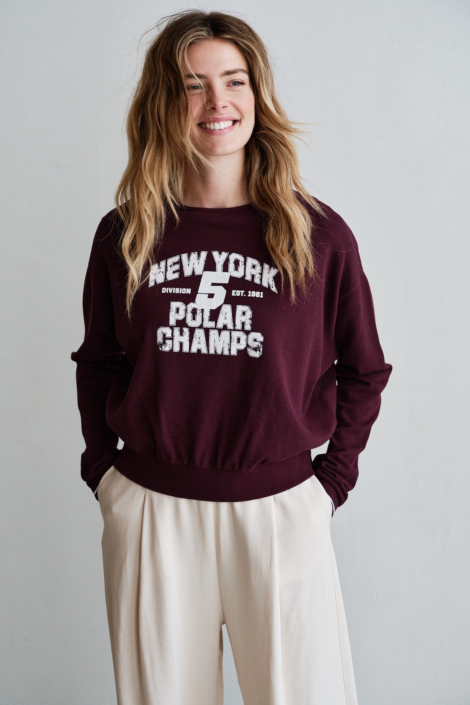 SWEATER (W26F1941) AUBERGINE - ECRU