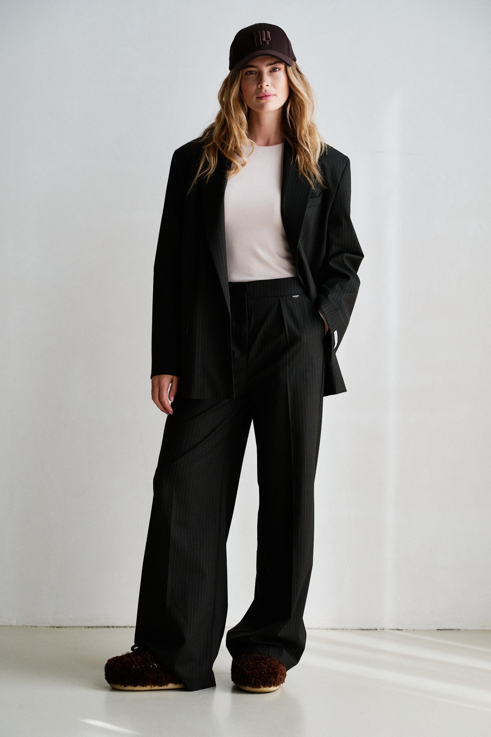 TROUSERS (W26N1754) TABAC STRIPE