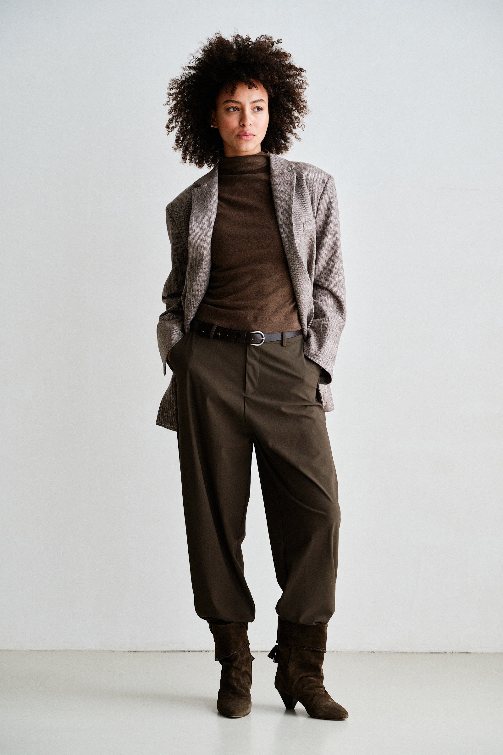 TROUSERS (W26N1772) TABAC