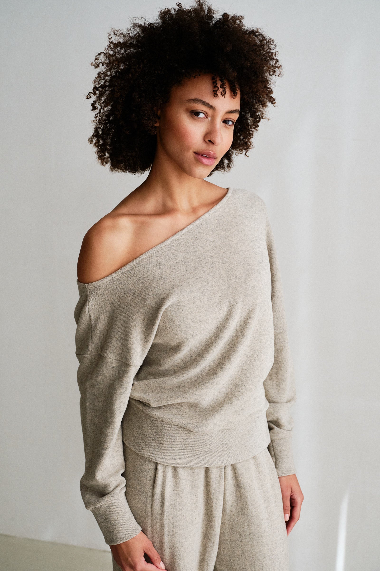 JUMPER (W26T1302) BEIGE