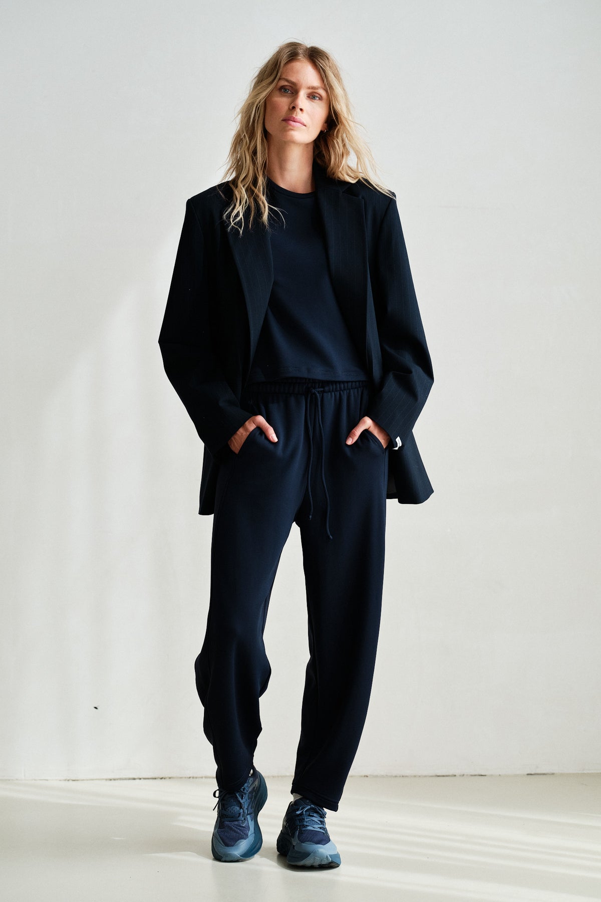 TROUSERS (W26T1335LTD) NAVY