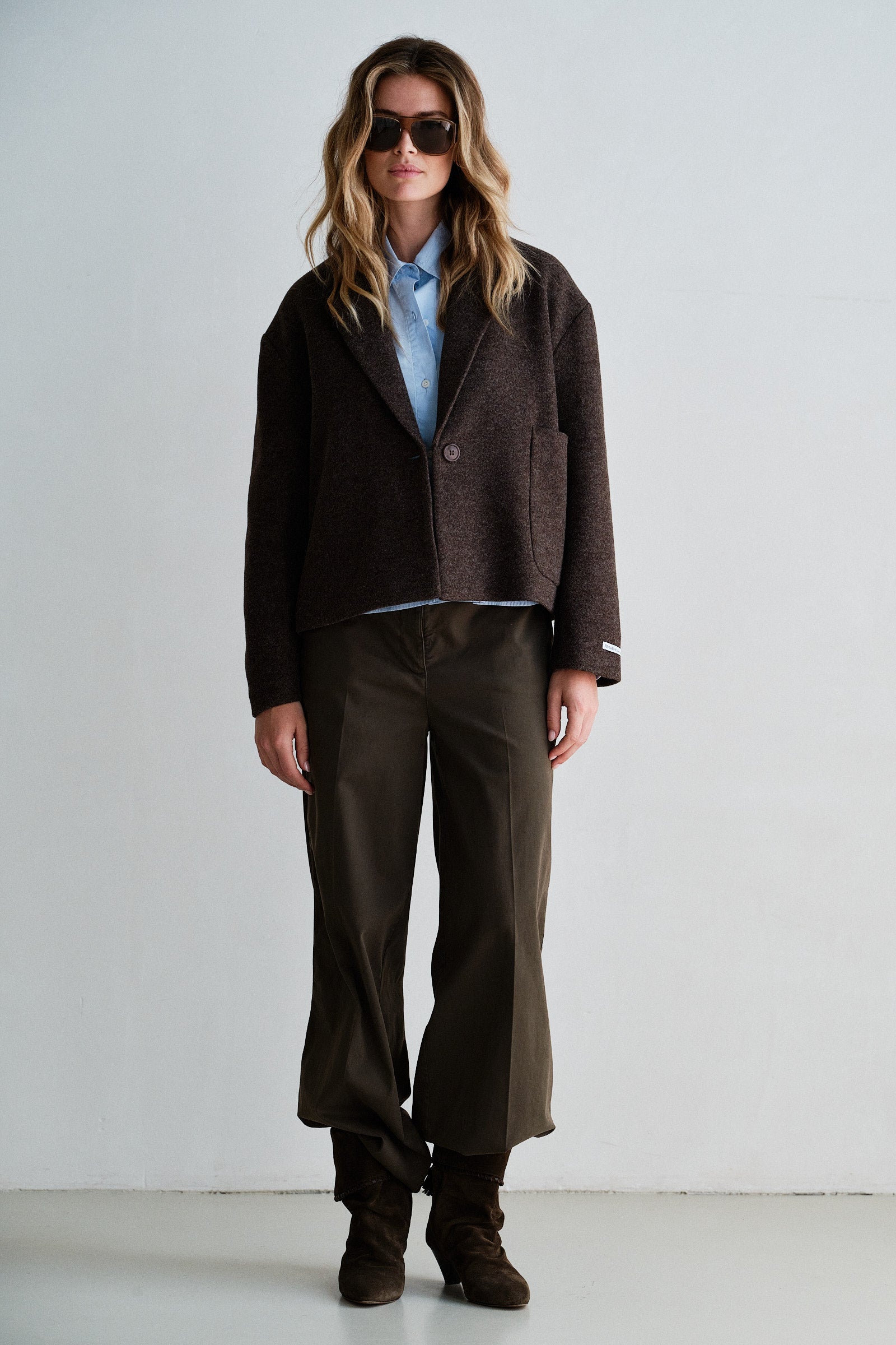 TROUSERS (W26Z901) TABAC
