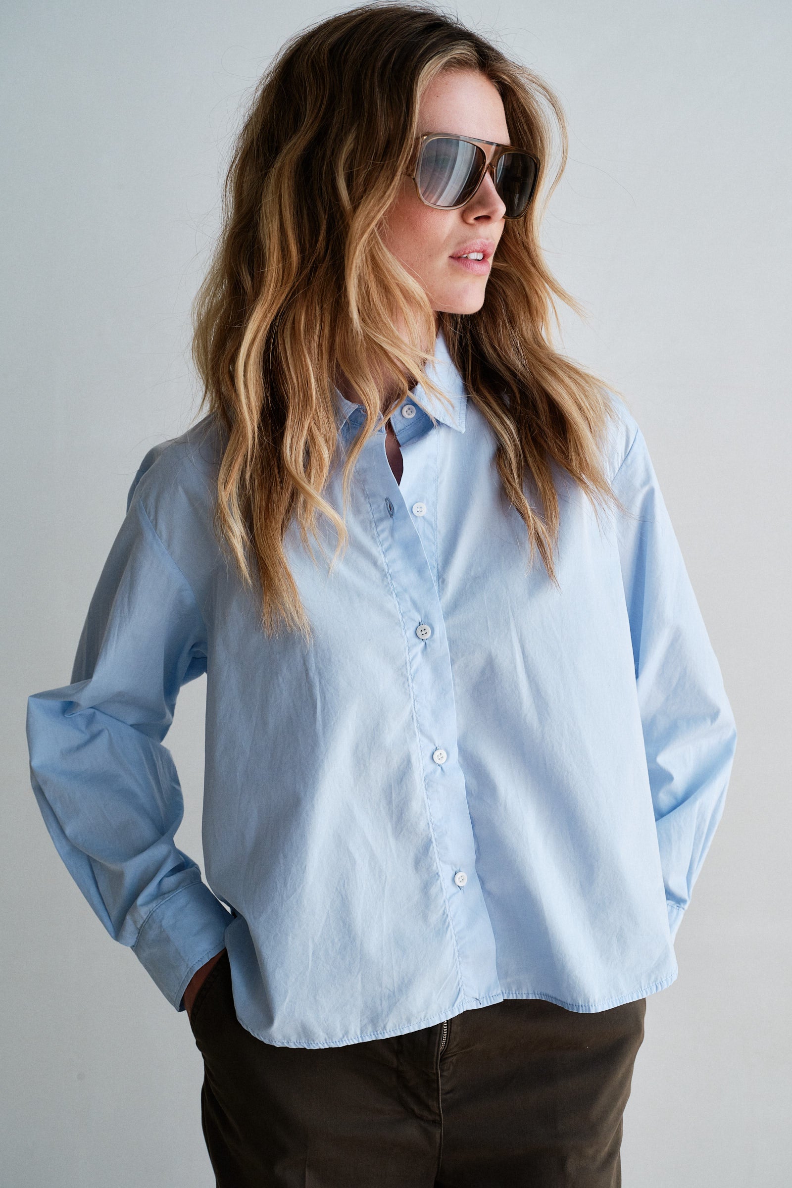 BLOUSE (W26Z913) LIGHT BLUE