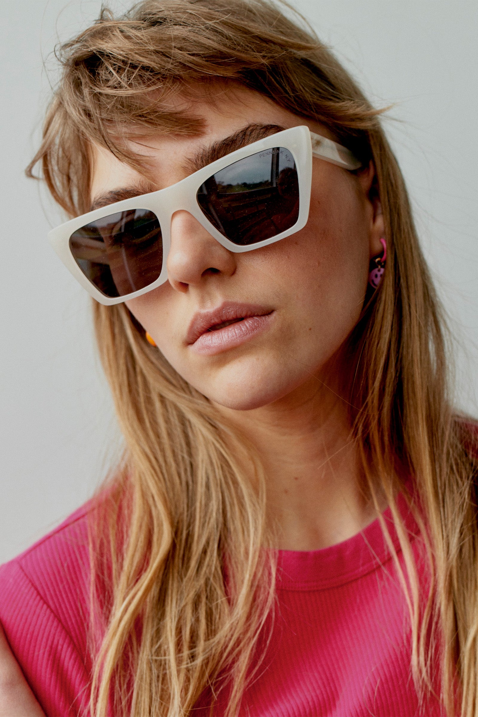 CAMPAIGN 1: SUNGLASSES P&I 8064 | CHAMPAGNE WHITE