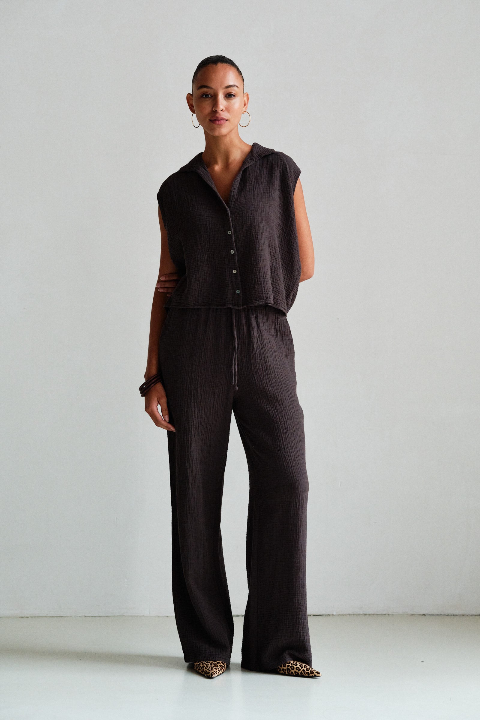 TROUSERS (S26T1276LTD) WOOD