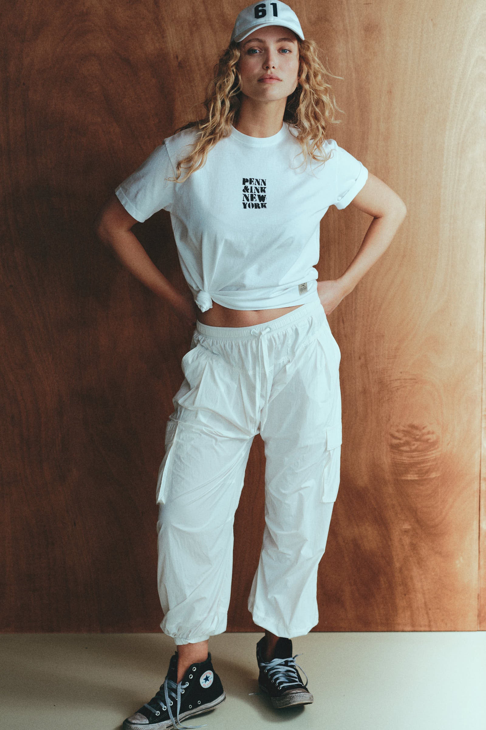 T-SHIRT PRINT (ETTA) WHITE - BLACK