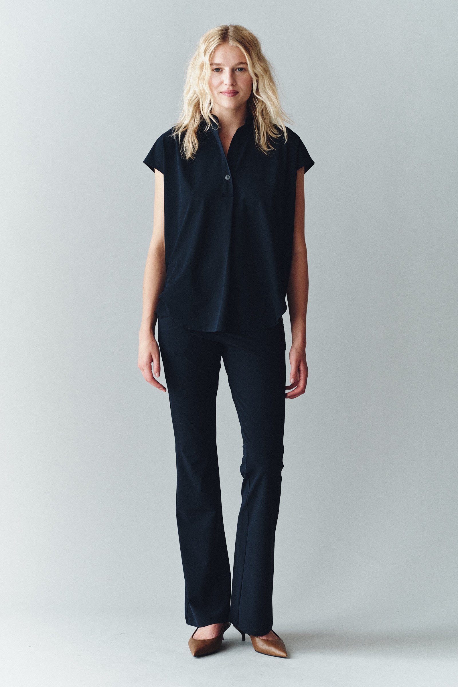 BLOUSE (LYNN) NAVY