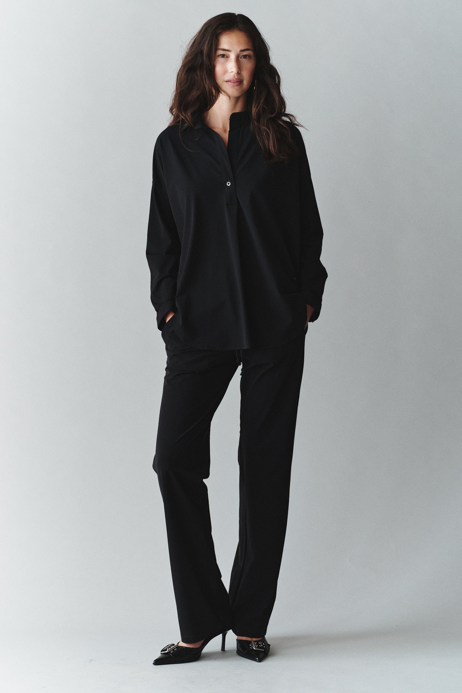 BLOUSE (MAGDA) BLACK