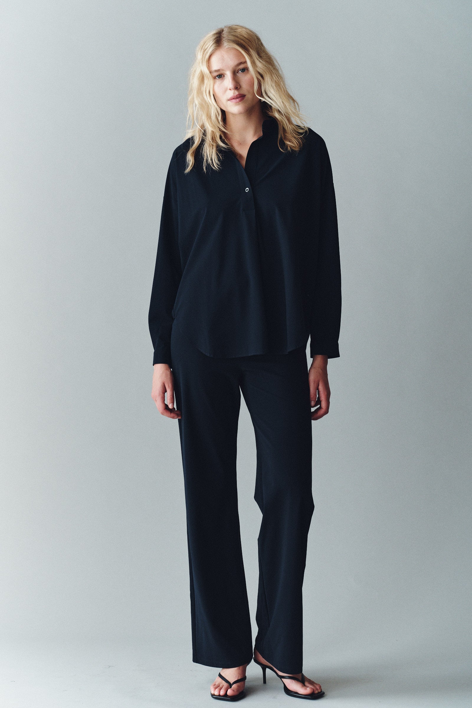 BLOUSE (MAGDA) NAVY