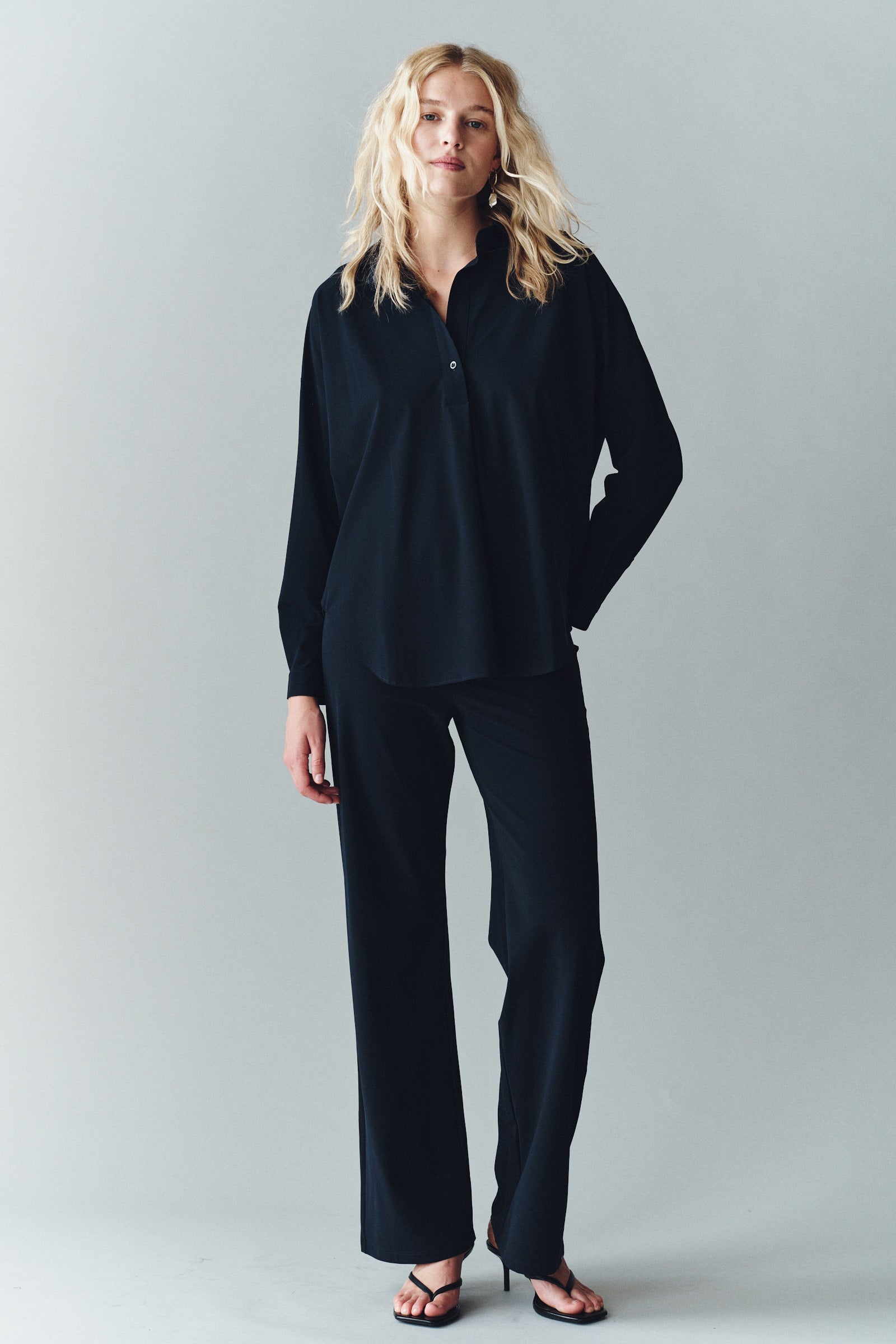 BLOUSE (MAGDA) NAVY