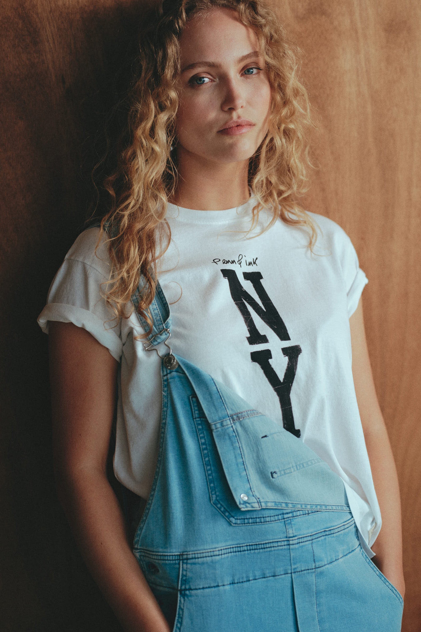 T-SHIRT PRINT (MOLLY) WHITE - BLACK