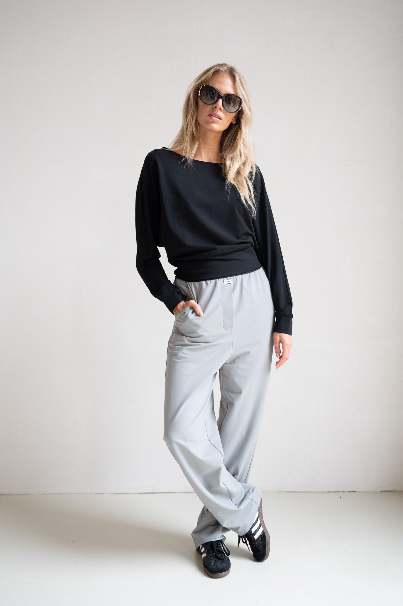 SWEATER (S26T1248) BLACK