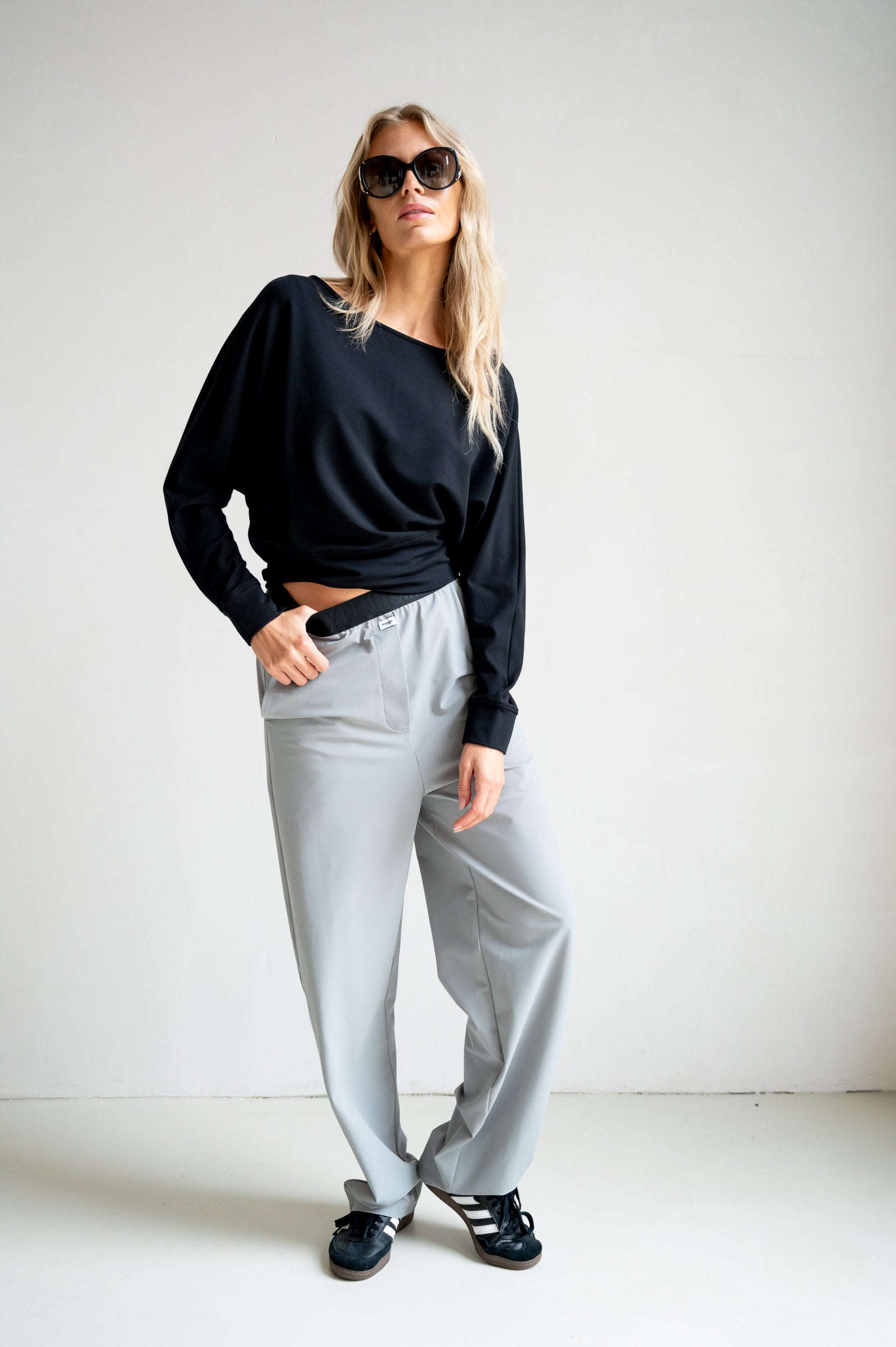 SWEATER (S26T1248) BLACK