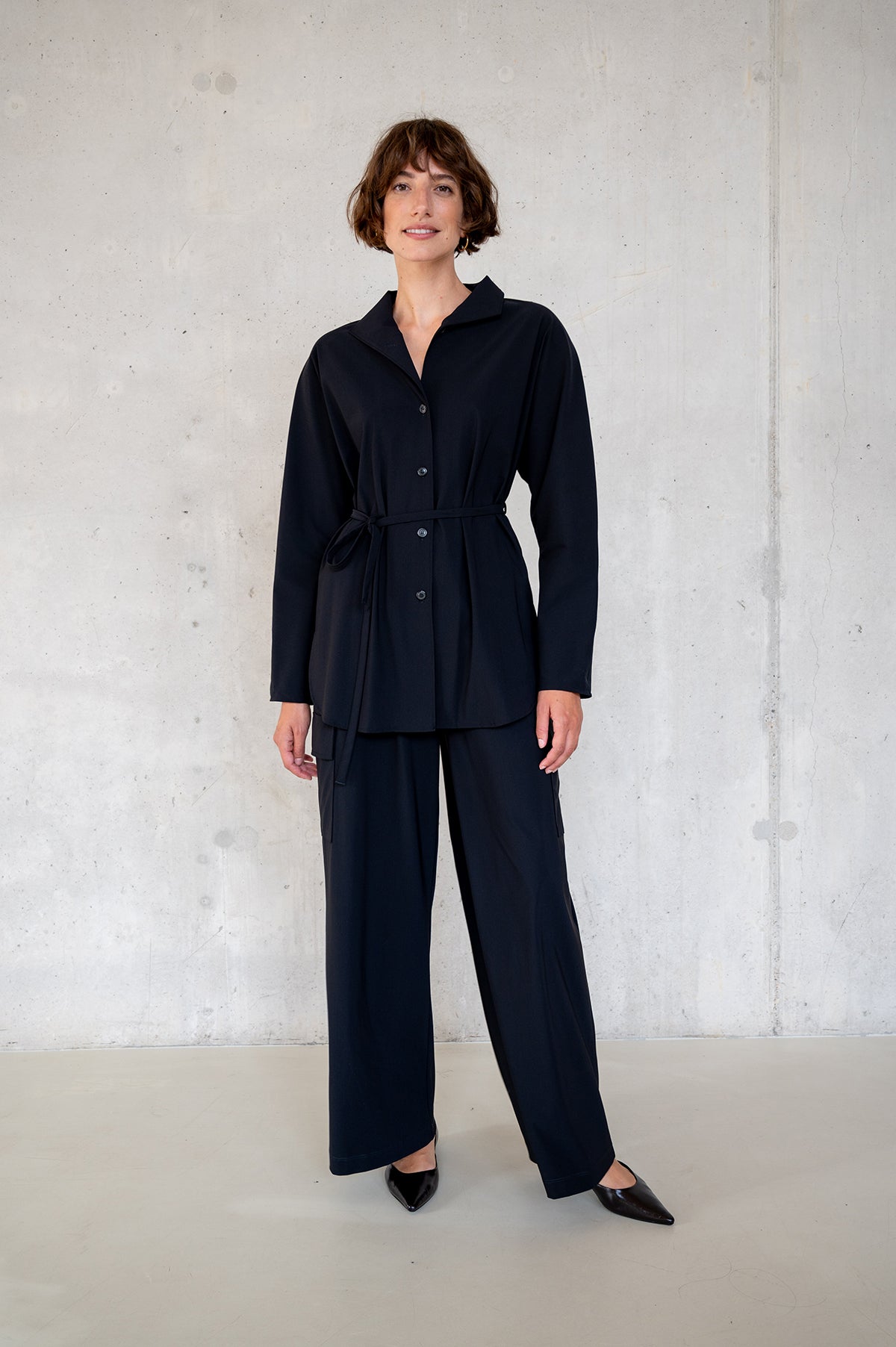 TROUSERS (W25N1661LTD) BLACK