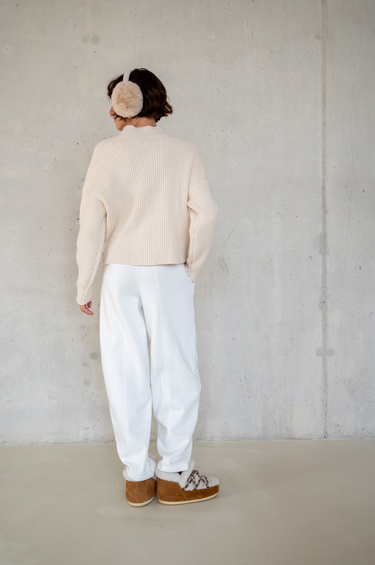 JUMPER (W25B380LTD) ECRU - RED