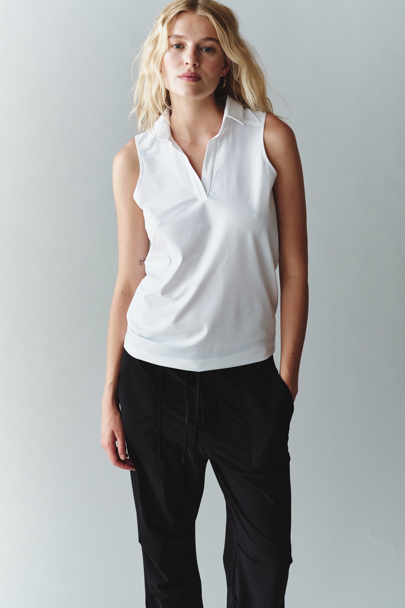 TOP (RENO) WHITE