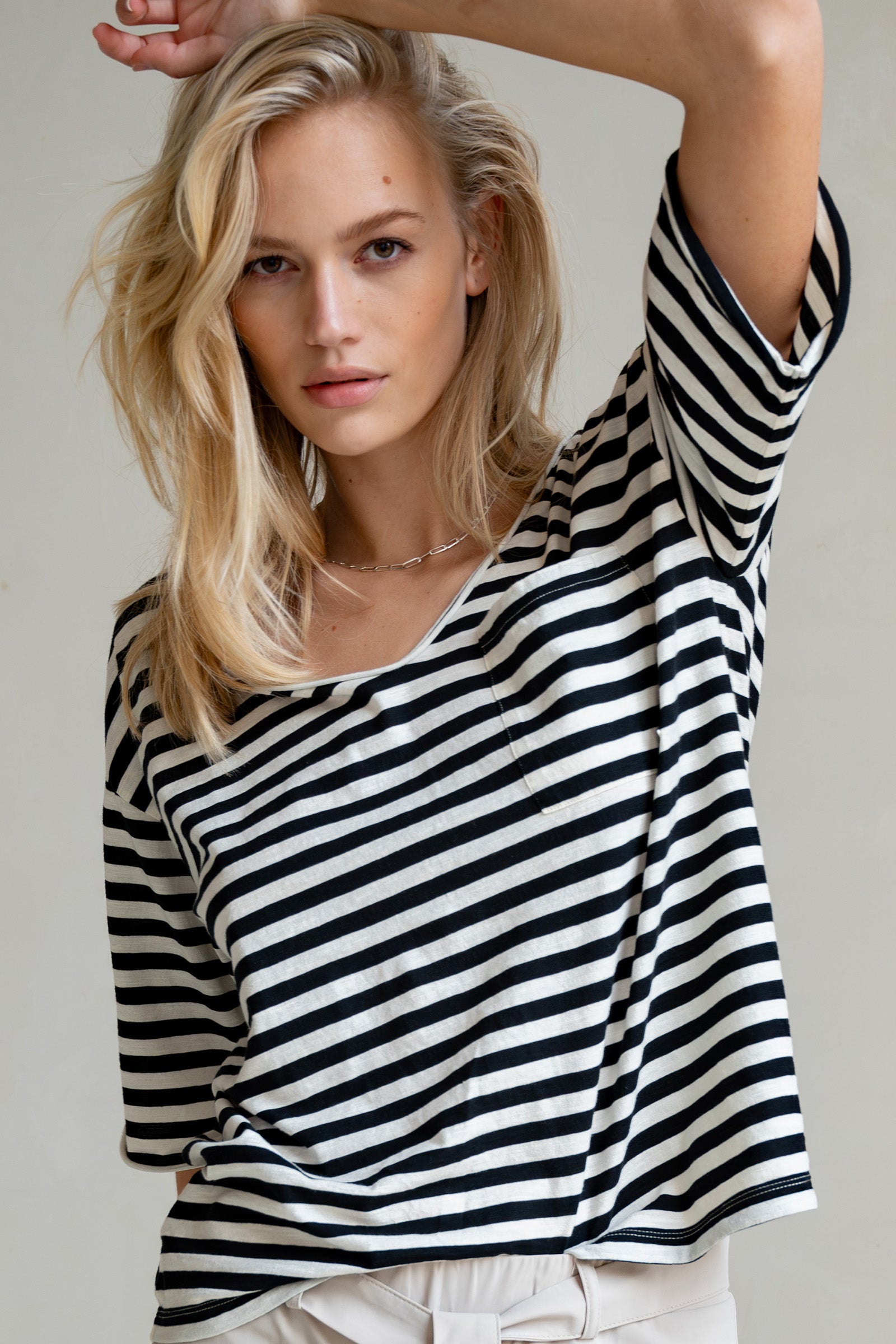 T-SHIRT STRIPE (S25F1592) ECRU - BLACK