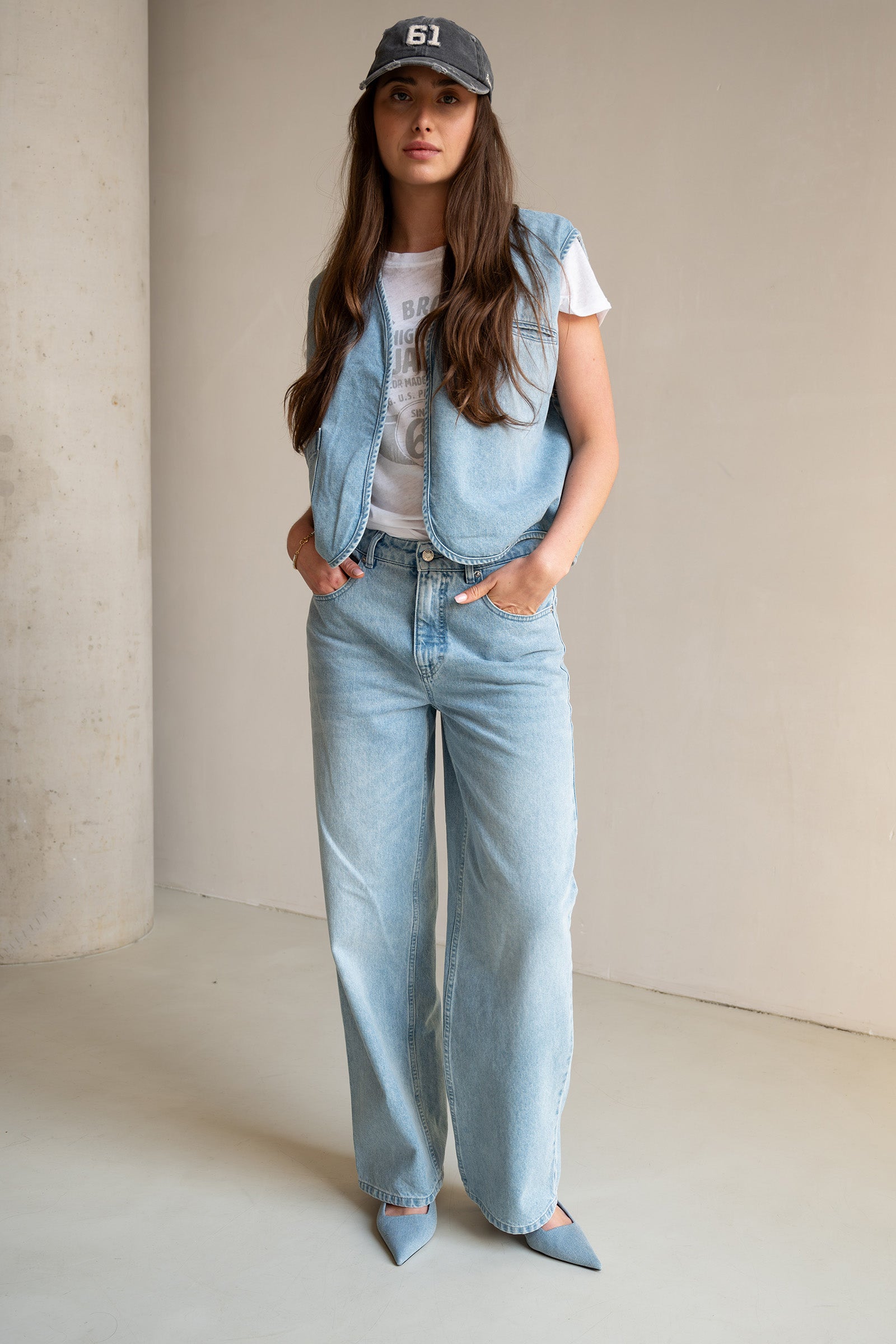 TROUSERS (S25Z734) JEANS