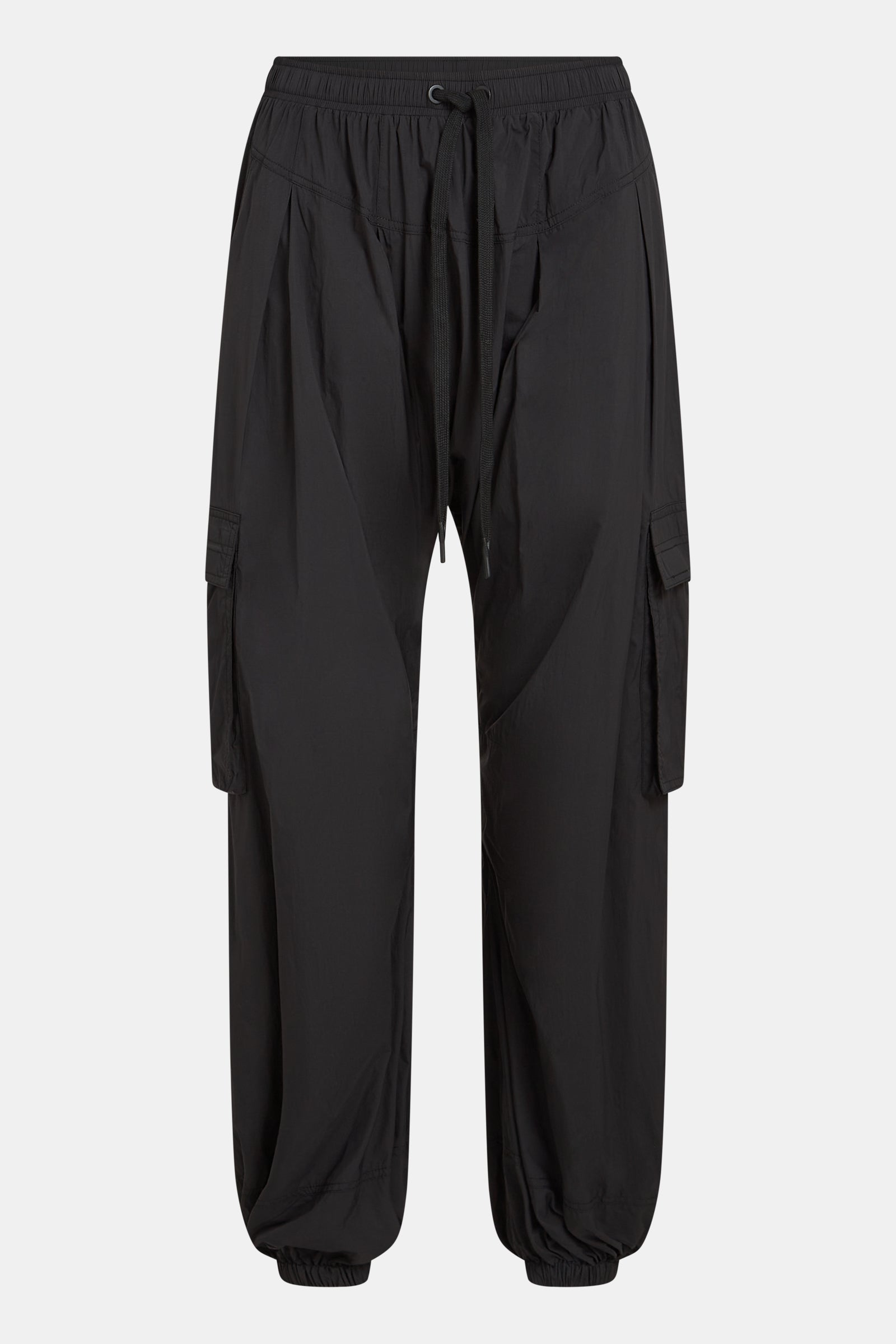 PARACHUTE CARGO TROUSERS (S26C357) BLACK
