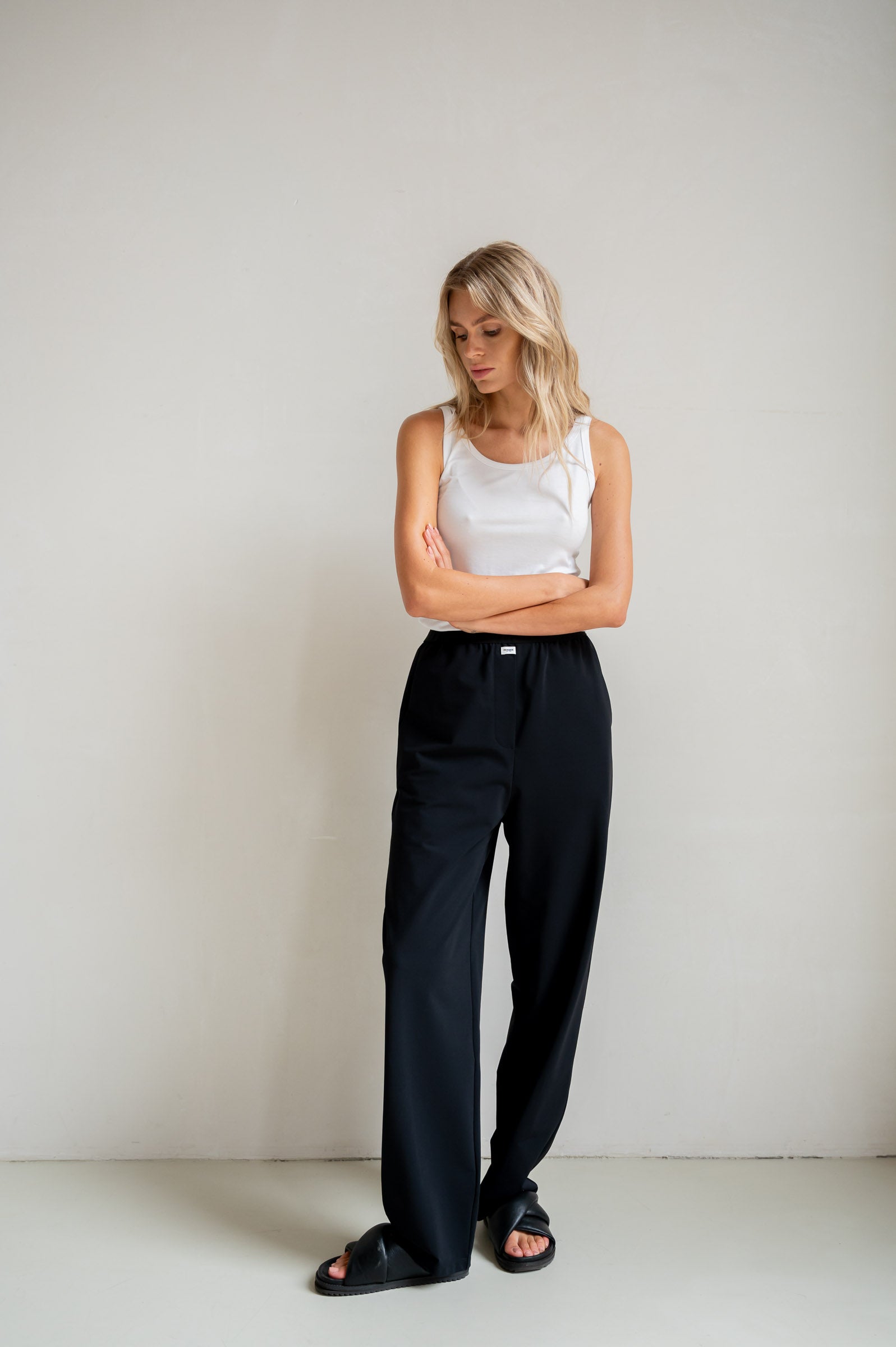 TROUSERS (S26N1693) BLACK
