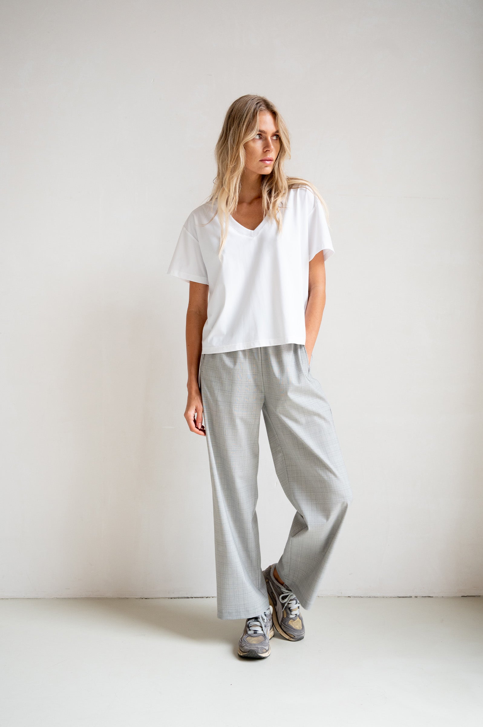 Trousers (S26N1700) Grey Check | Penn&Ink