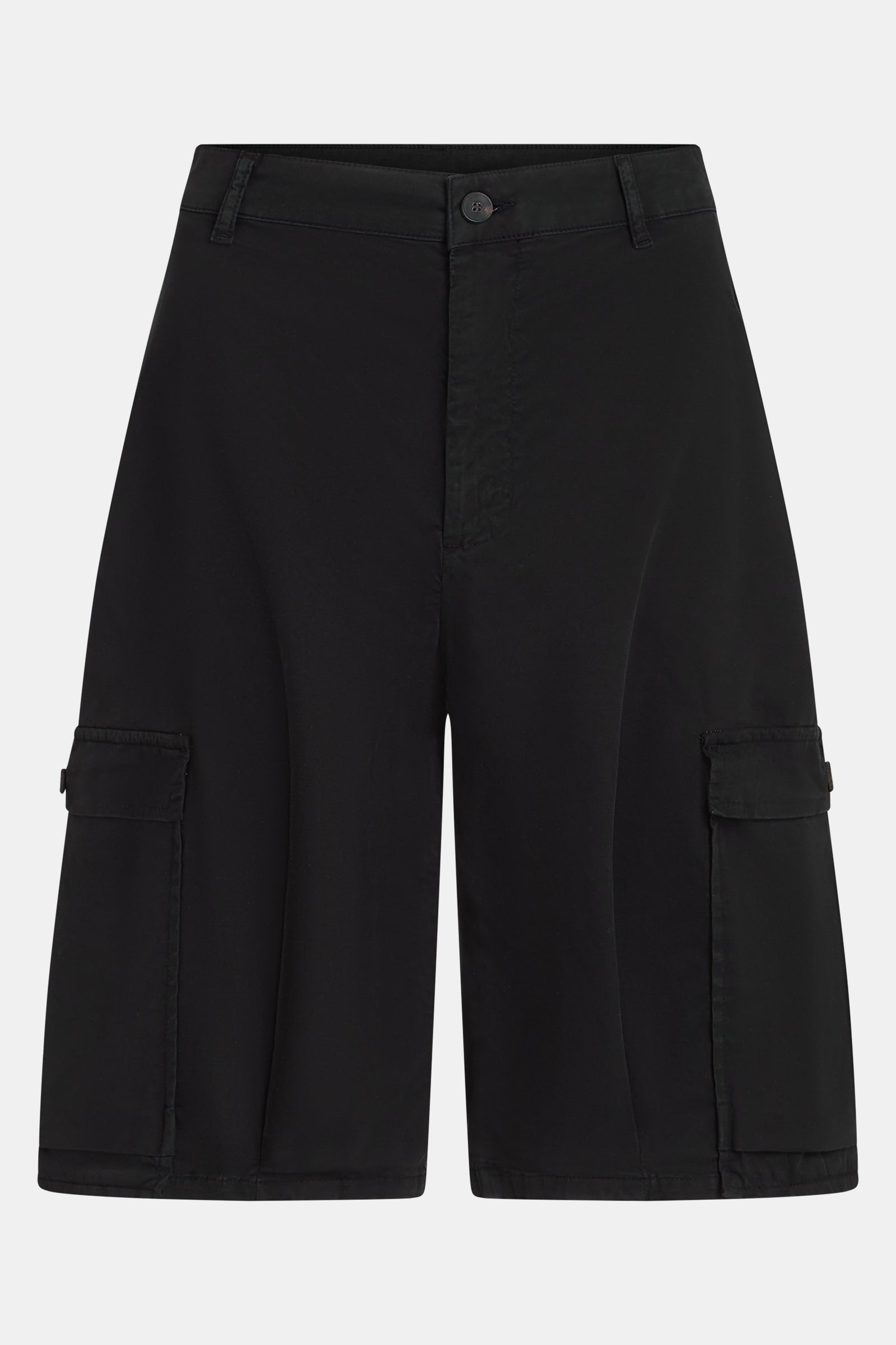 SHORTS (S26Z857) BLACK