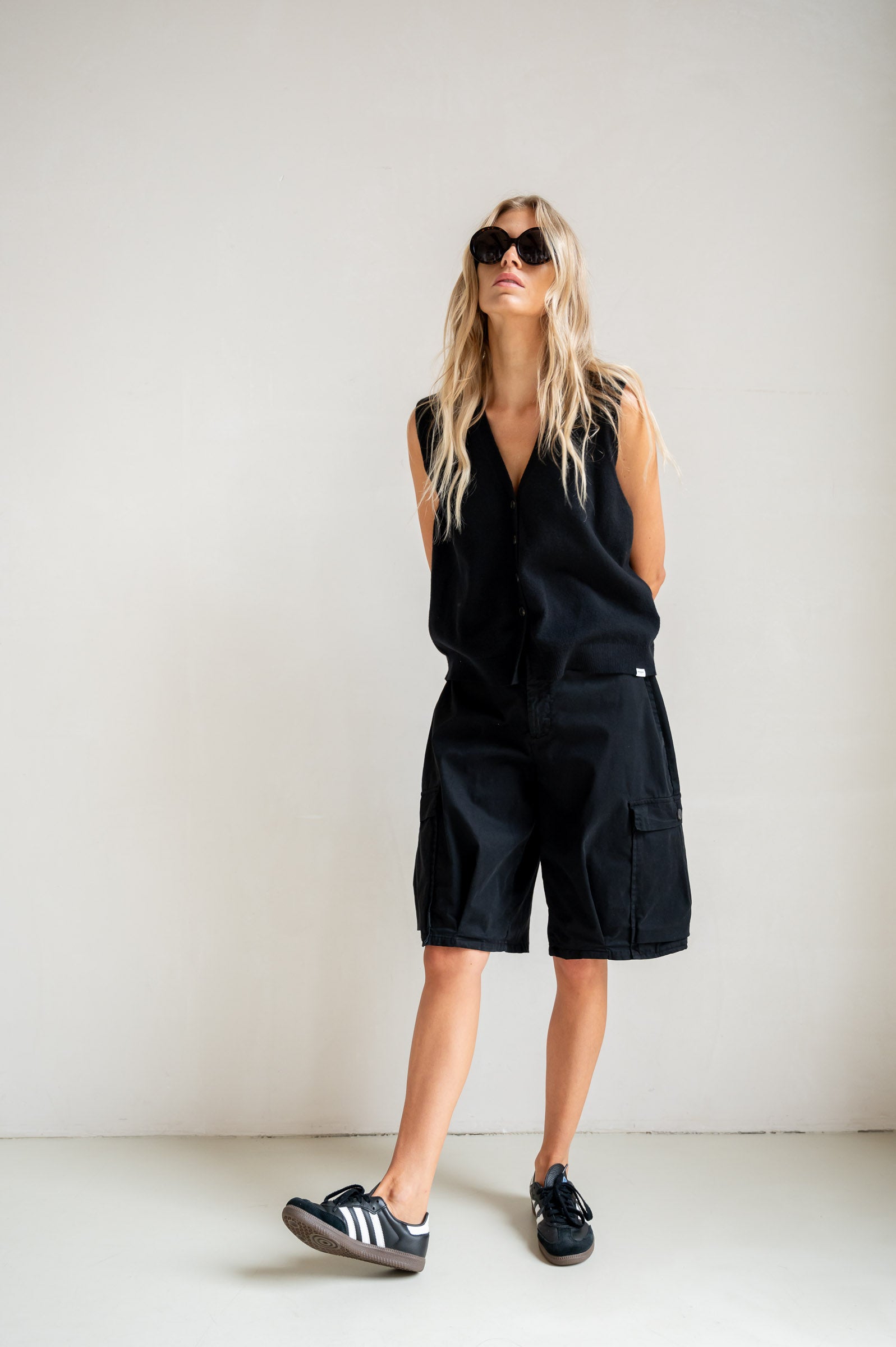 SHORTS (S26Z857) BLACK