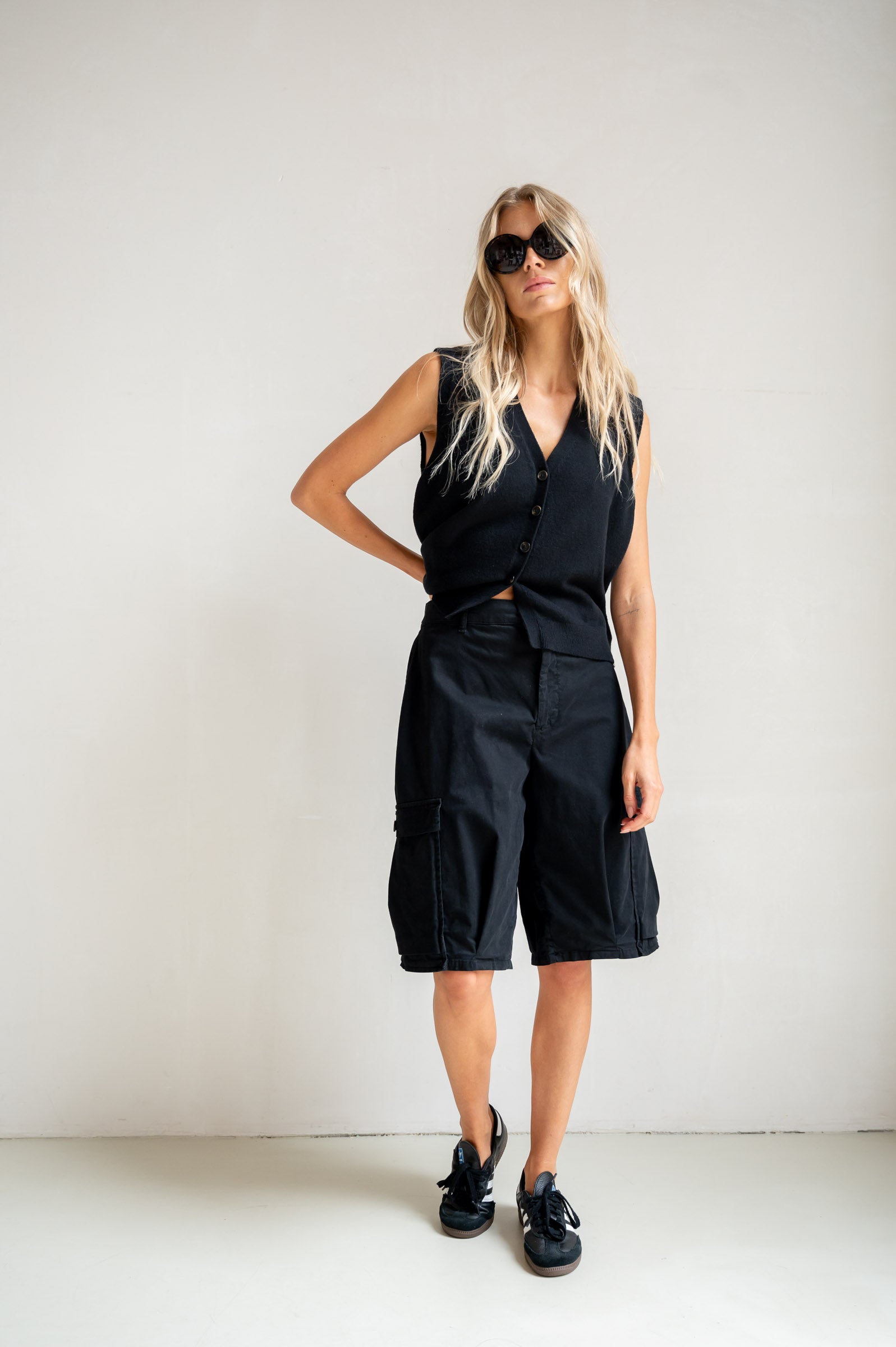 SHORTS (S26Z857) BLACK