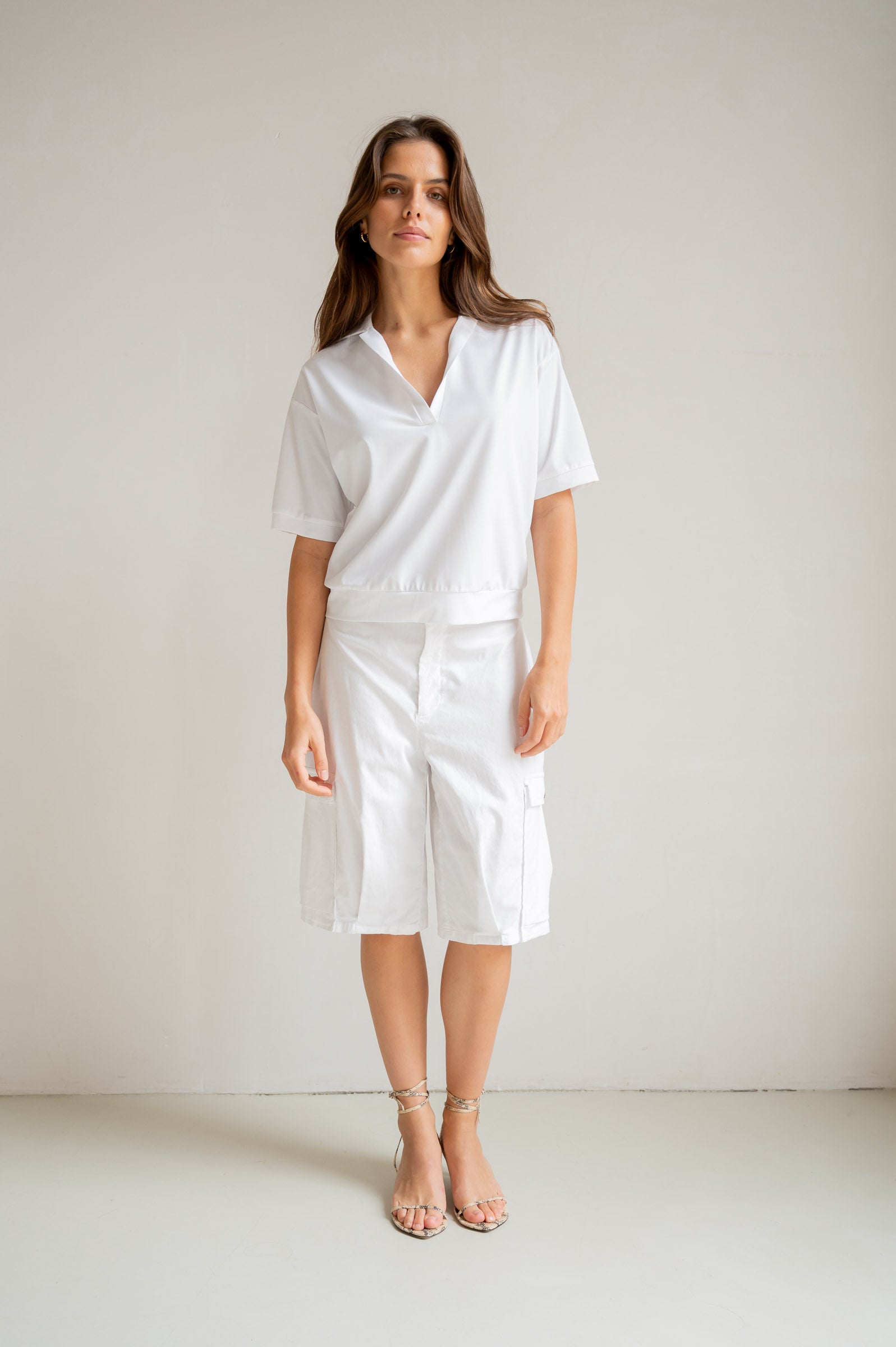 SHORTS (S26Z857) WHITE