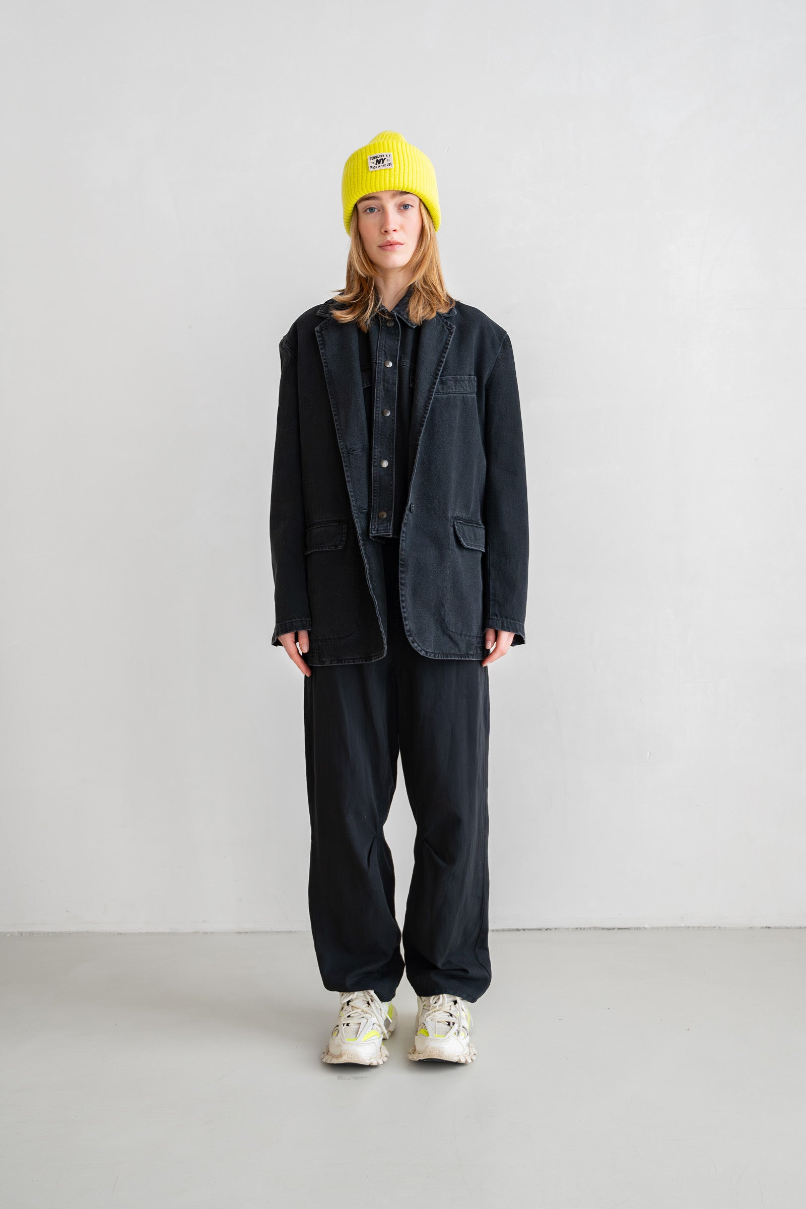 BLAZER (W25Z799) BLACK JEANS